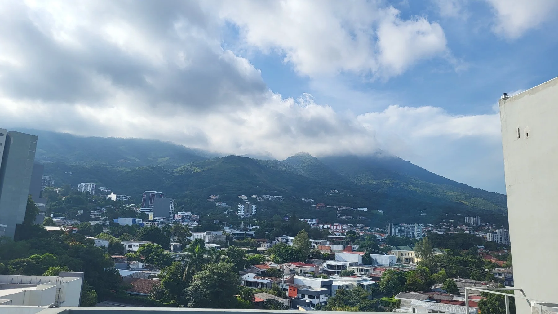San Salvador-118.jpg