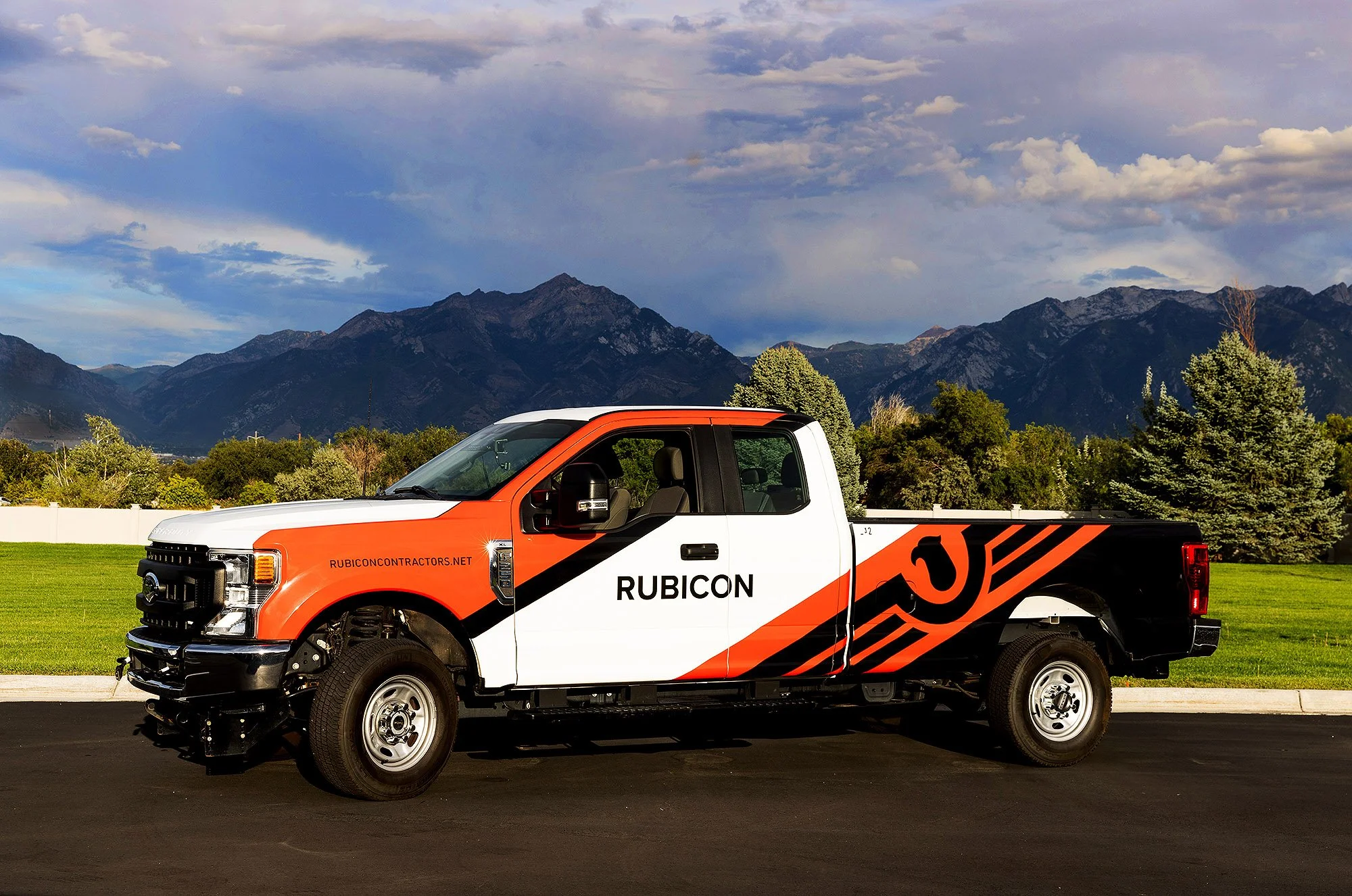 Salt Lake City Product Photographer - Nick Sokoloff - photo of truck with mountains
