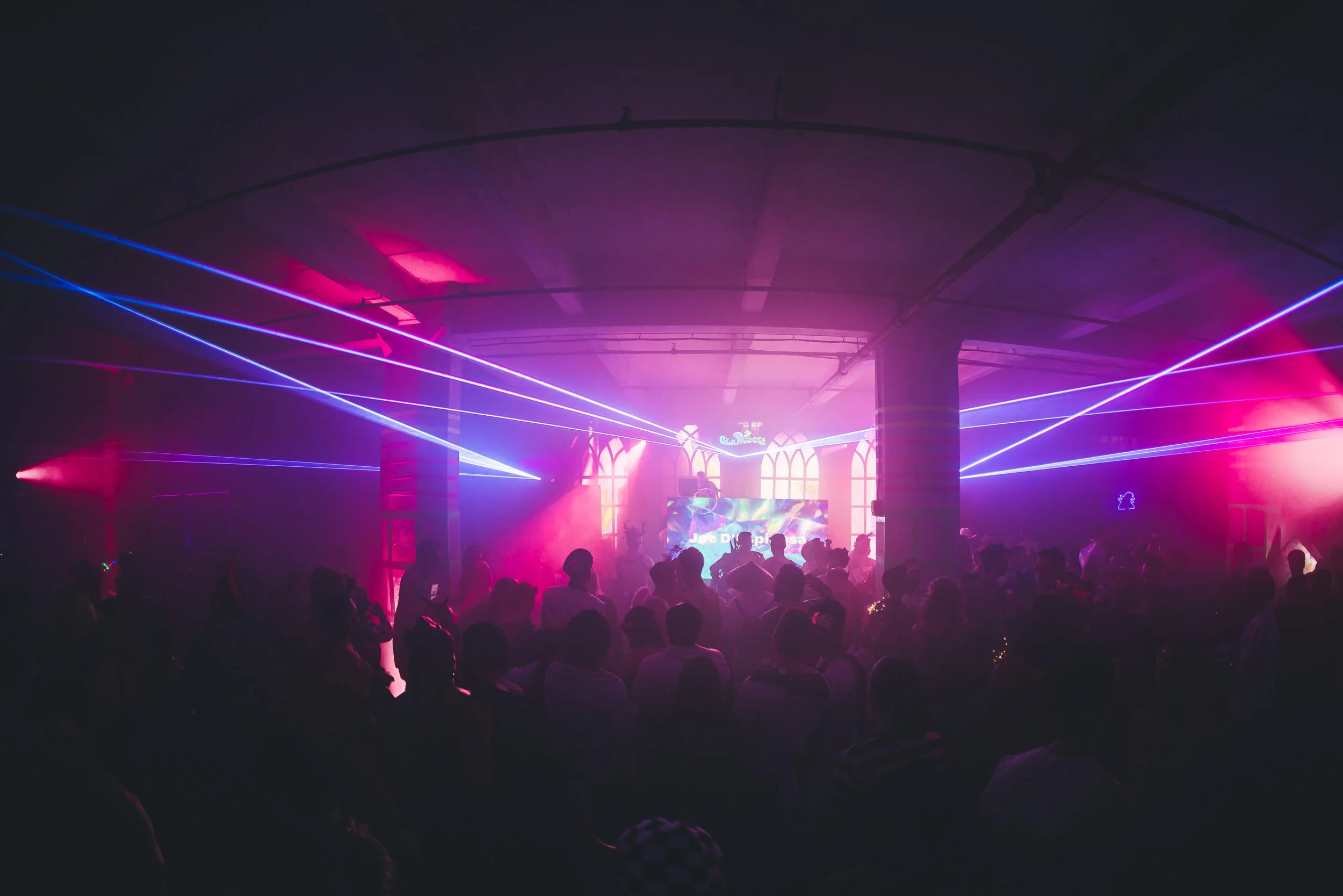 10-29-22_City.of.Gods.Halloween.Festival@Industry.City_@offbrandproject.eth_by_@Bryan.Kwon.Photos260.jpg