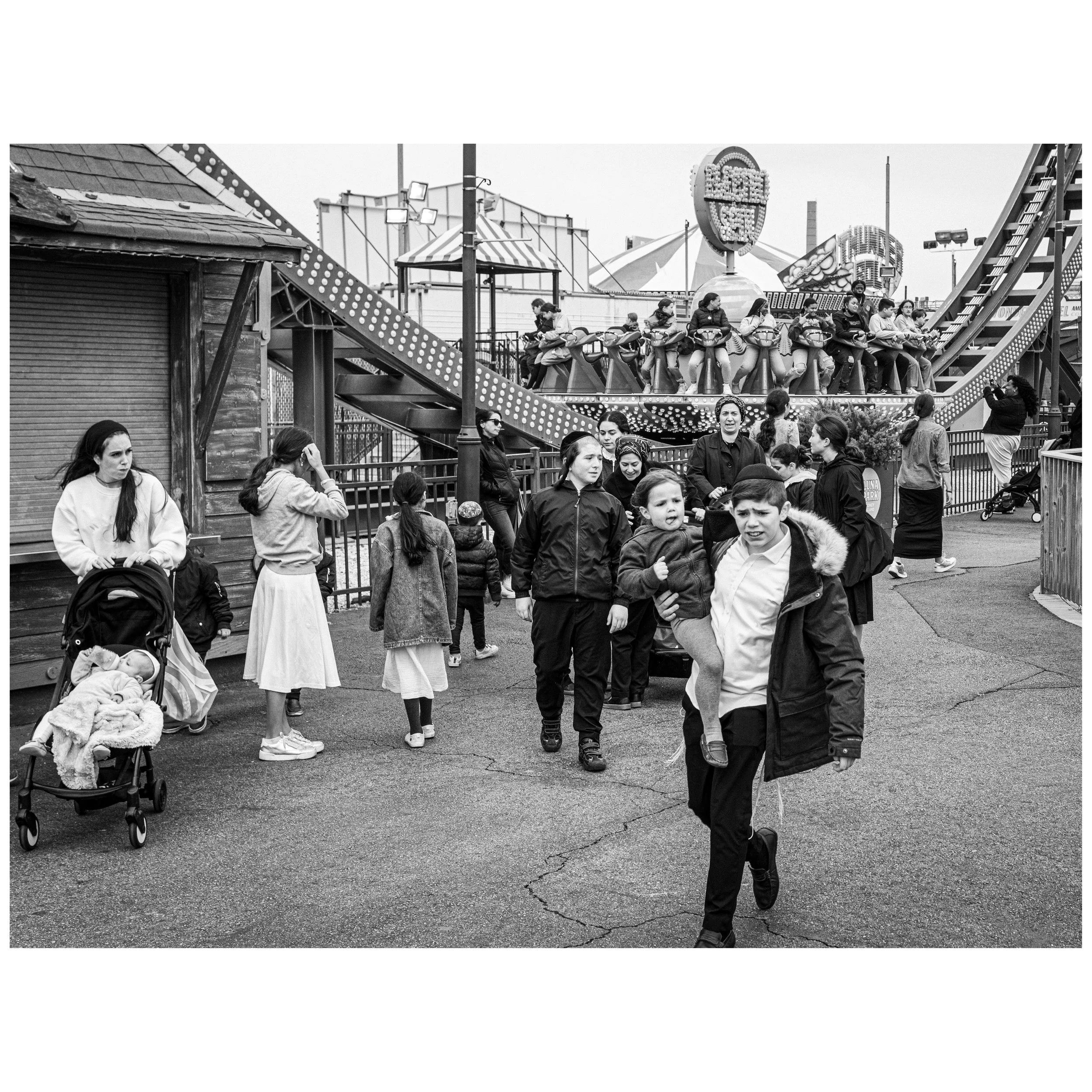 01-coney-island-BW-BORDERED.jpg
