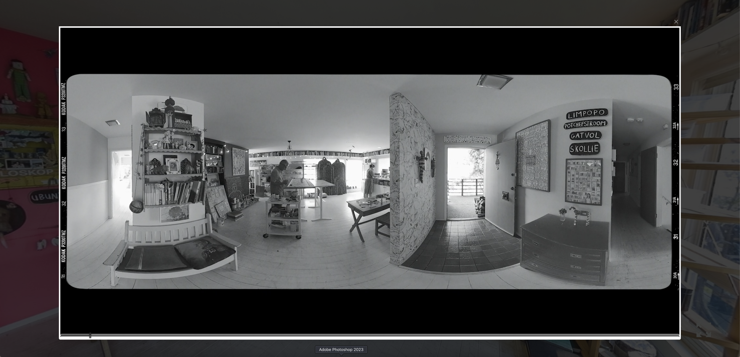 2026-05-27_360-tour-studio-bw-panorama.png