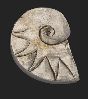 Line Vautrin (1913-1997) , Poudrier 'Nautilus', vers 1945