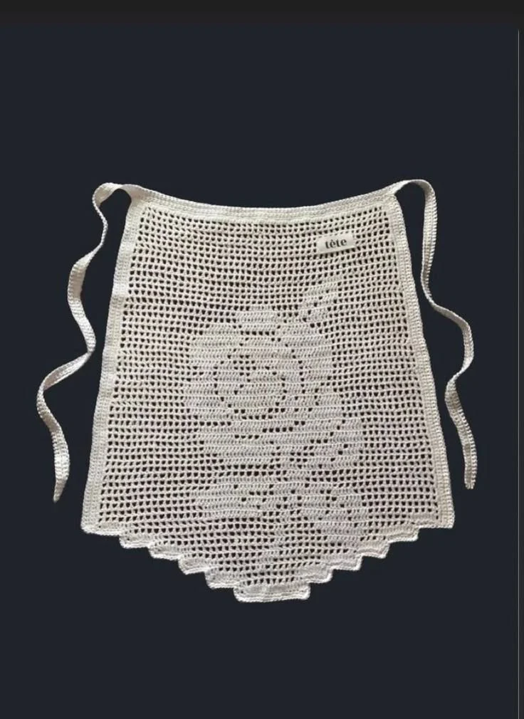 Rose apron by tété