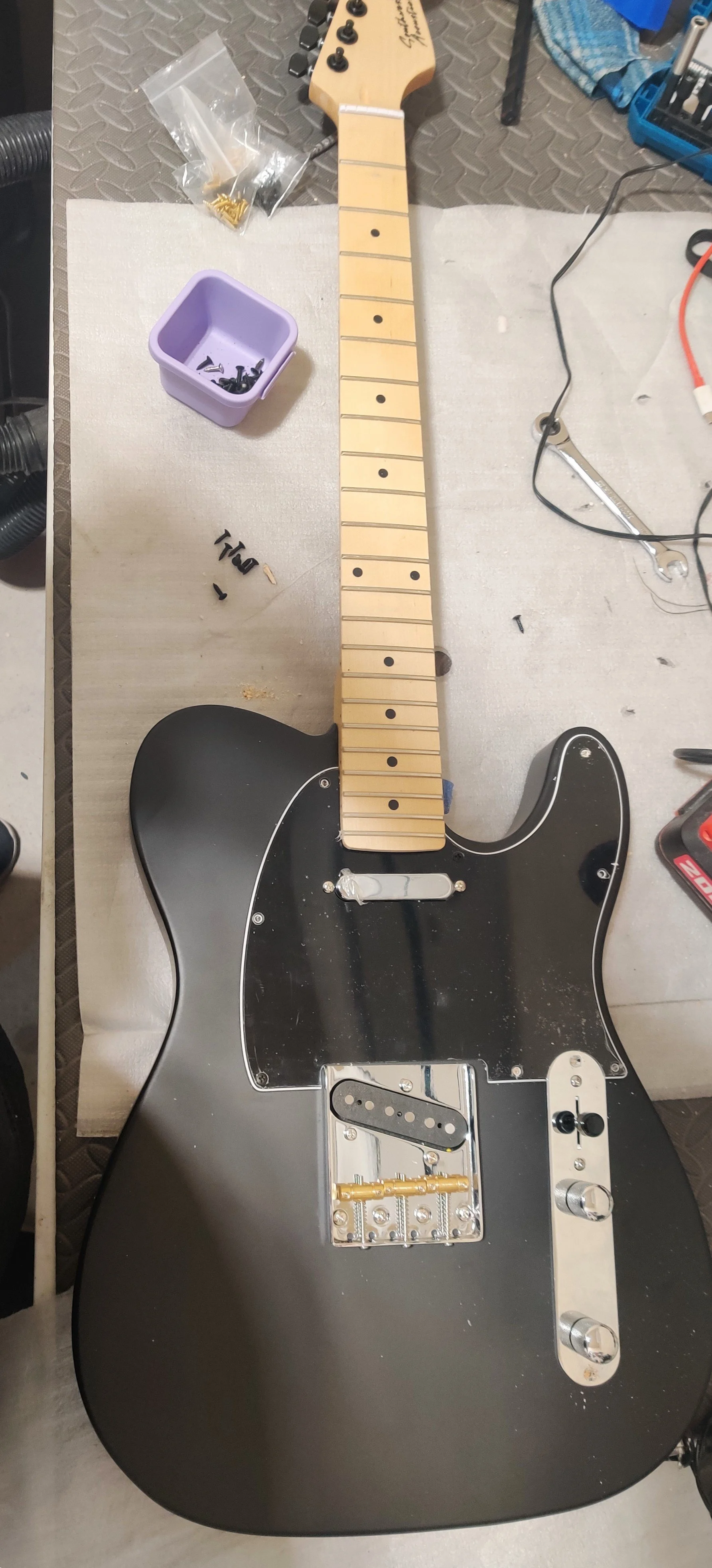 Gutiar prod 3.jpg