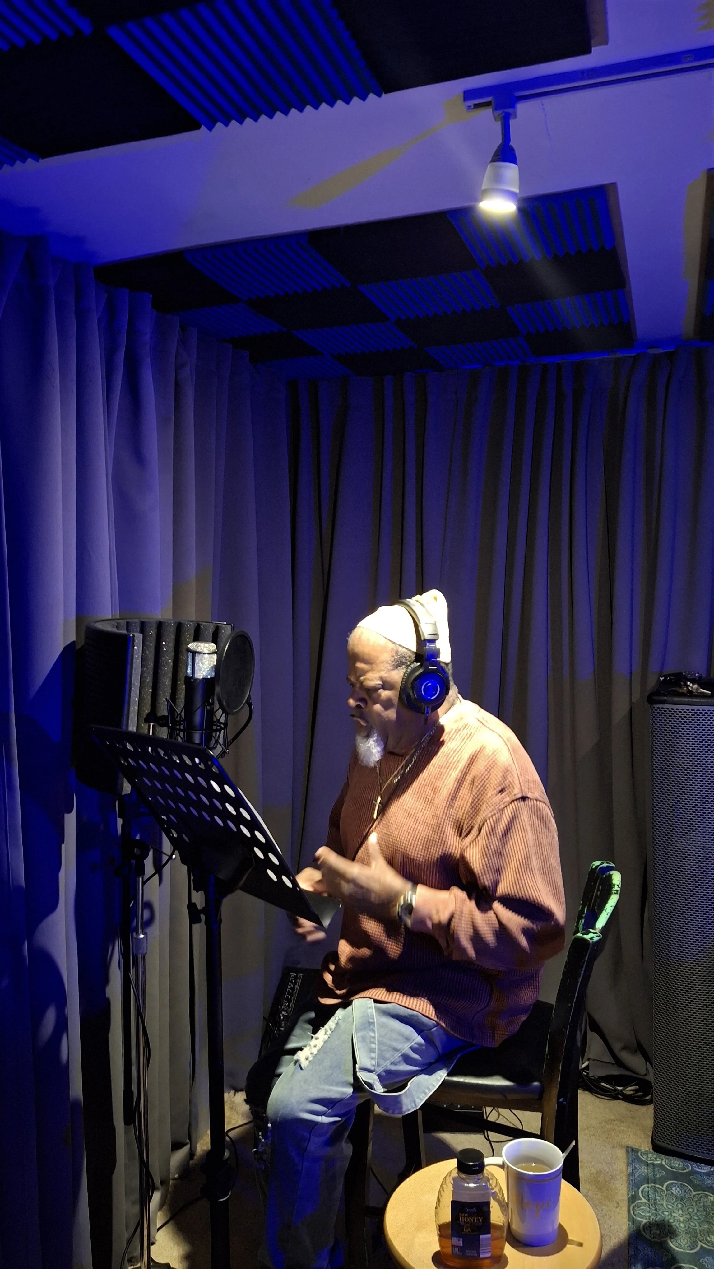 Darrien On Vocals.jpg