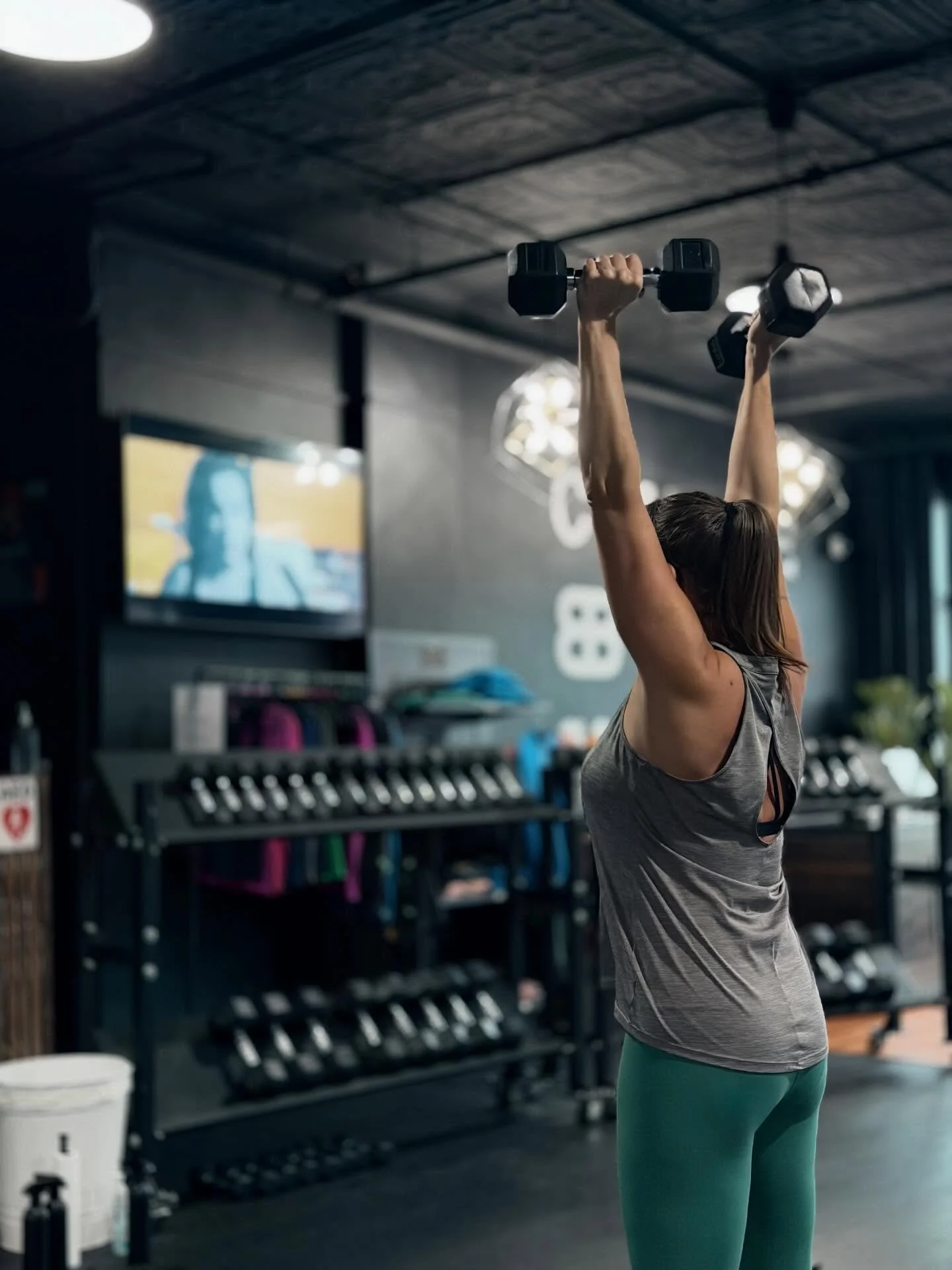 Our S+C groups were gettin&rsquo; after it 👊🏽

++++++++++++++++++++++++++++++

◾️Interested in joining us? Follow the link in our bio for enrollment details. Let&rsquo;s get you started on your FREE first week!

#bileaubuilt #groupfitness #groupexe