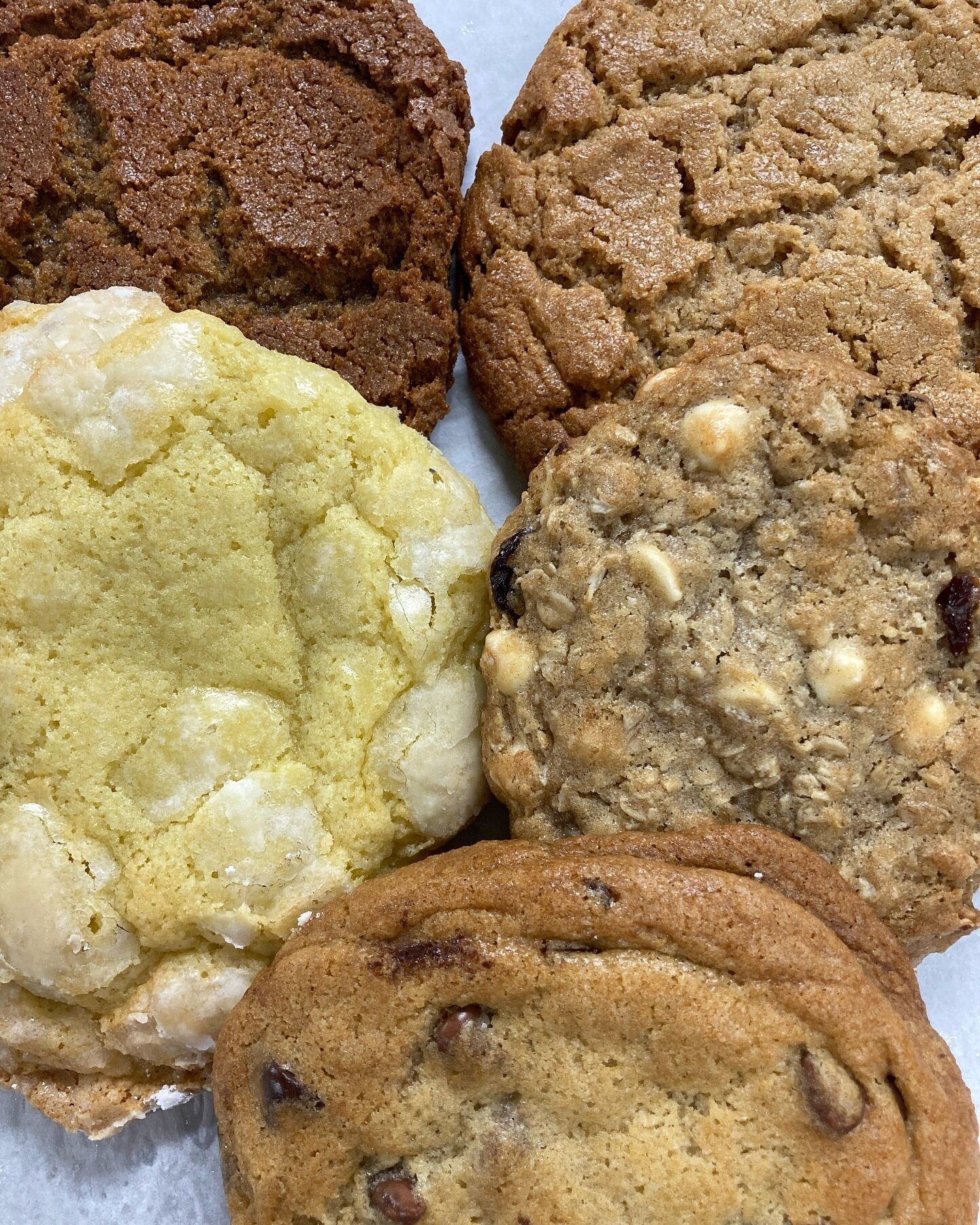 Which of our five signature cookies is your favorite? Comment 🍫 for Chocolate Chip! (Instagram only allows 4 poll options!) 

#cookies #cookie #bakery #patisserie #signaturecookies #orchardpark #orchardparkny #buffalo #buffalony