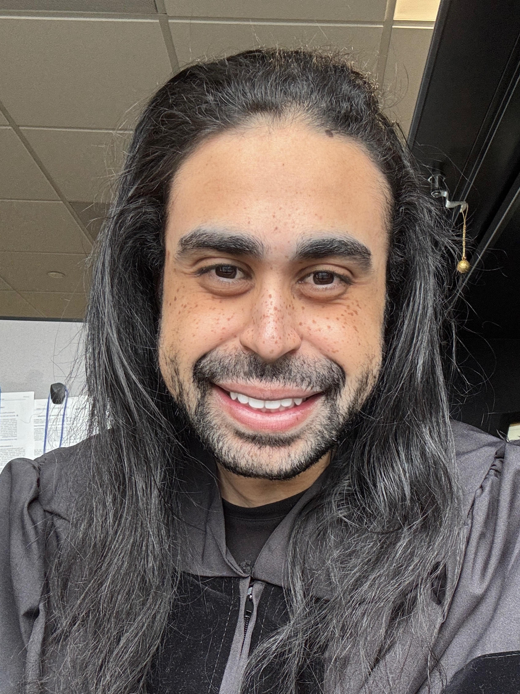 Louis González