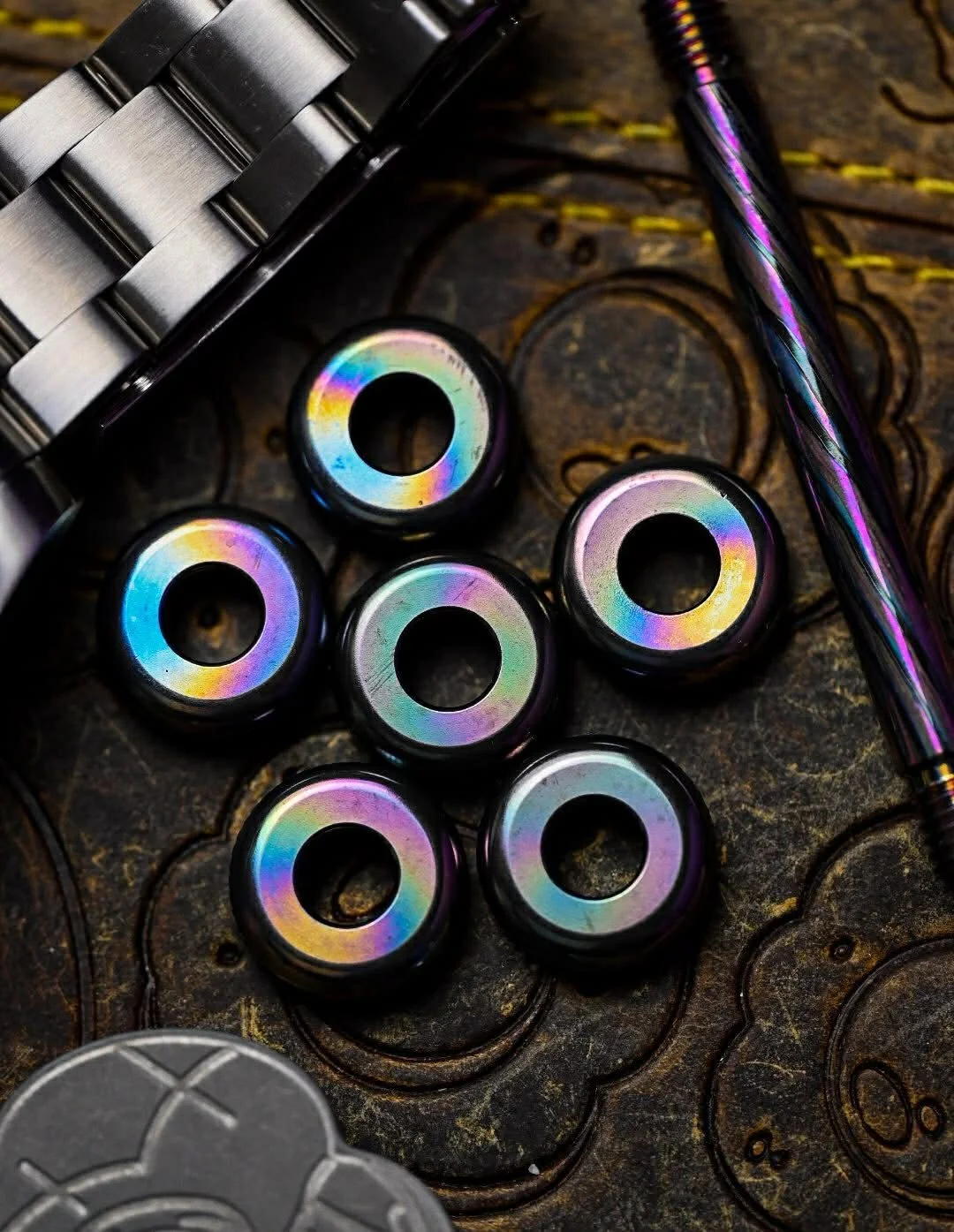 OilSlick Knurled Zirc