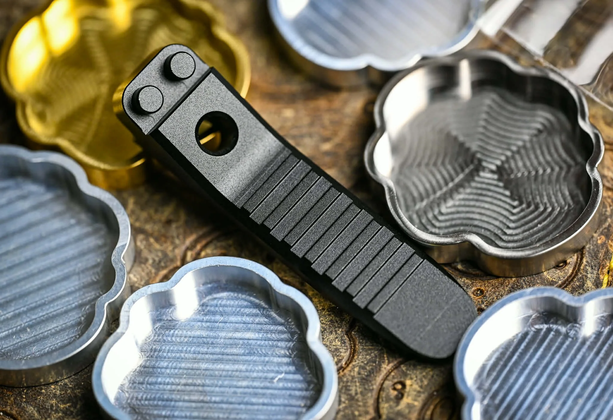 Black Al Lego Pry Tool