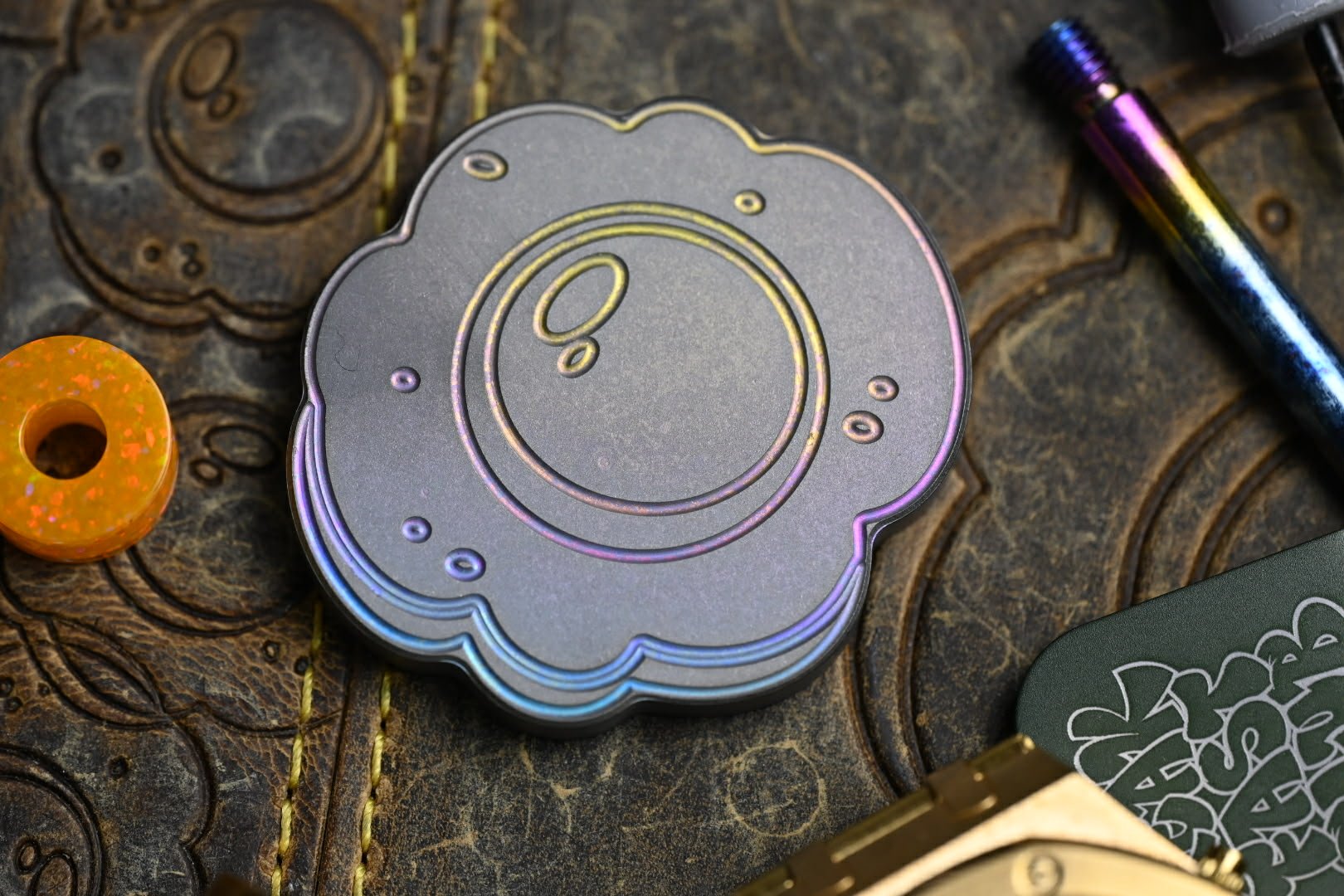 Two Tone Rainbow Ano Fade Eggo