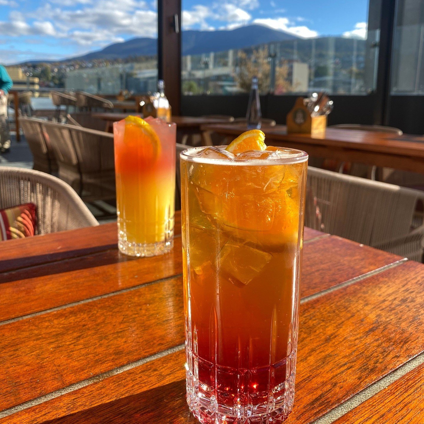 Drinking alcohol or not, we've got you covered with the Beercano and Sunset Mocktail on The Deck! 🍺🍸️