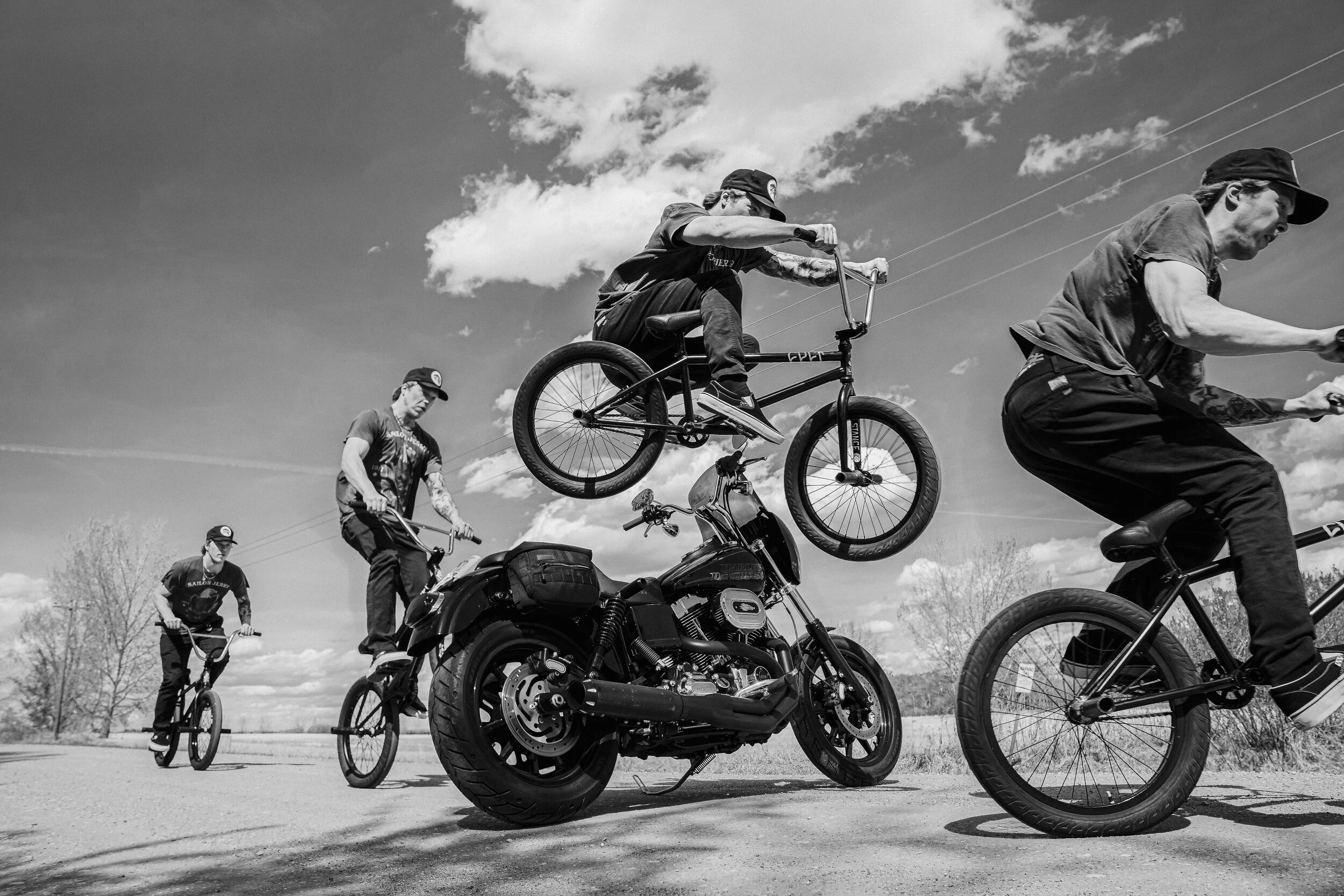 01Black and white.jpg