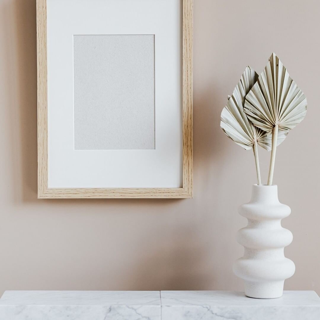 You really can't go wrong with neutrals. Let @crowies_paints help you take your next paint project back to basics. 🎨

#crowiespaints #crowies #weknowpaint #solverpaints #wattylpaints #masterpainter #interiordesigninspo #diy #wattyl #solver #painters