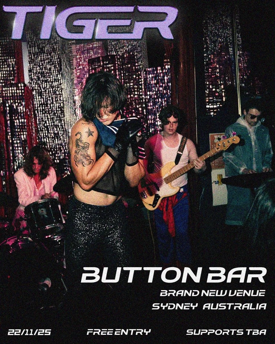 TIGER LIVE @ Button Bar