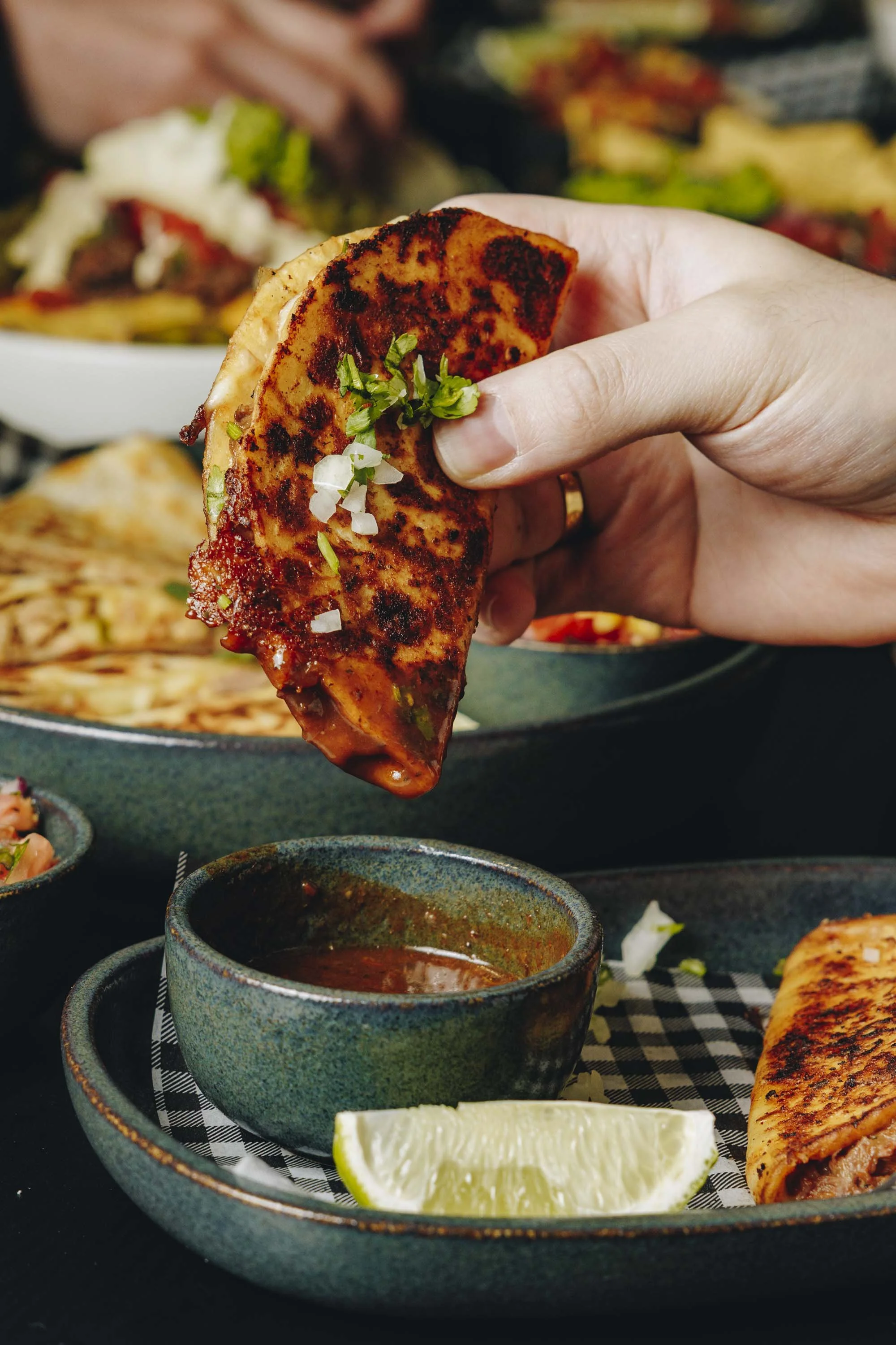 _Beef_birria_tacosA9035credit_Issac_Tseng.jpg