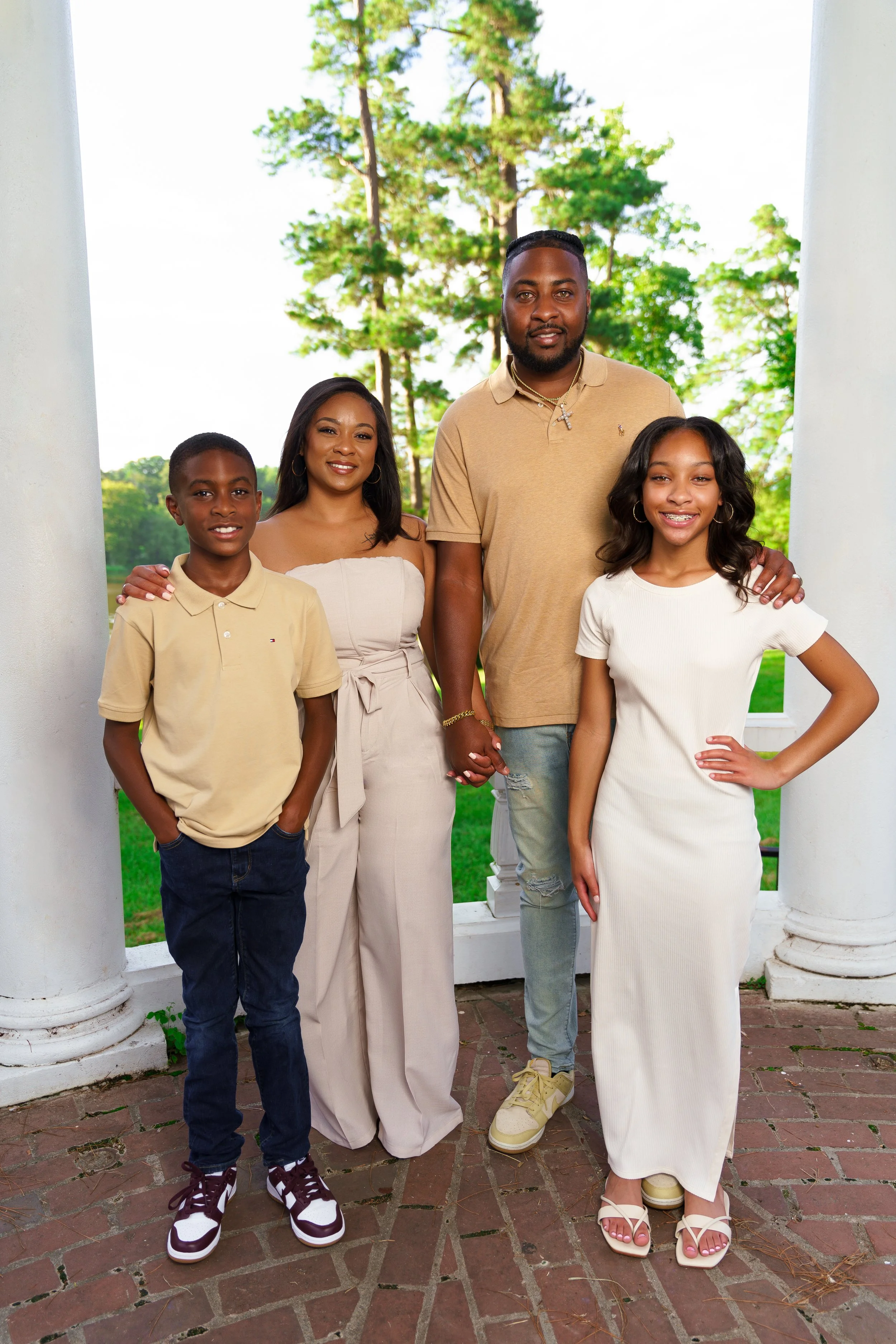 FAMILY-3.jpg