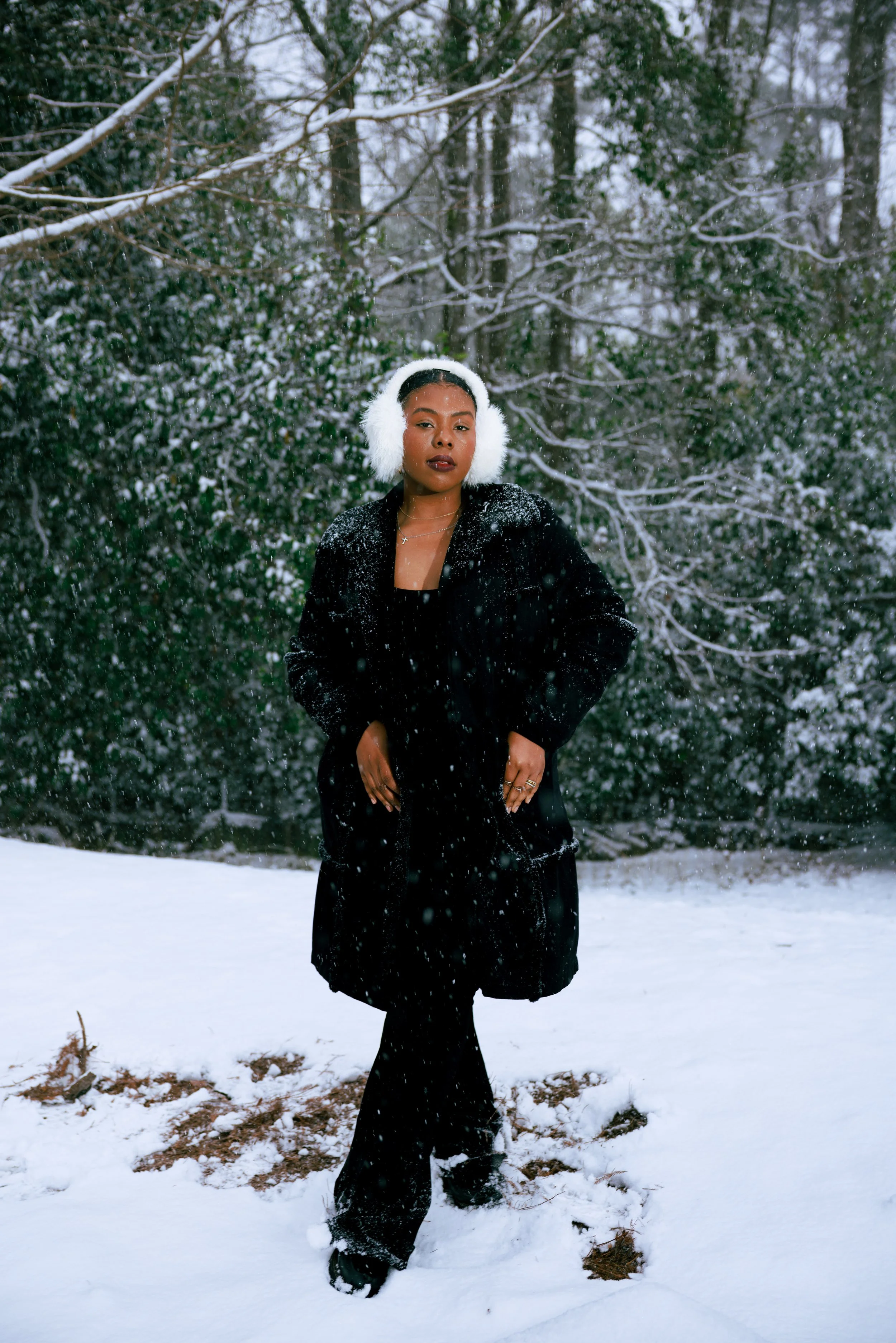 RG_CocoInTheSnow-02.jpg