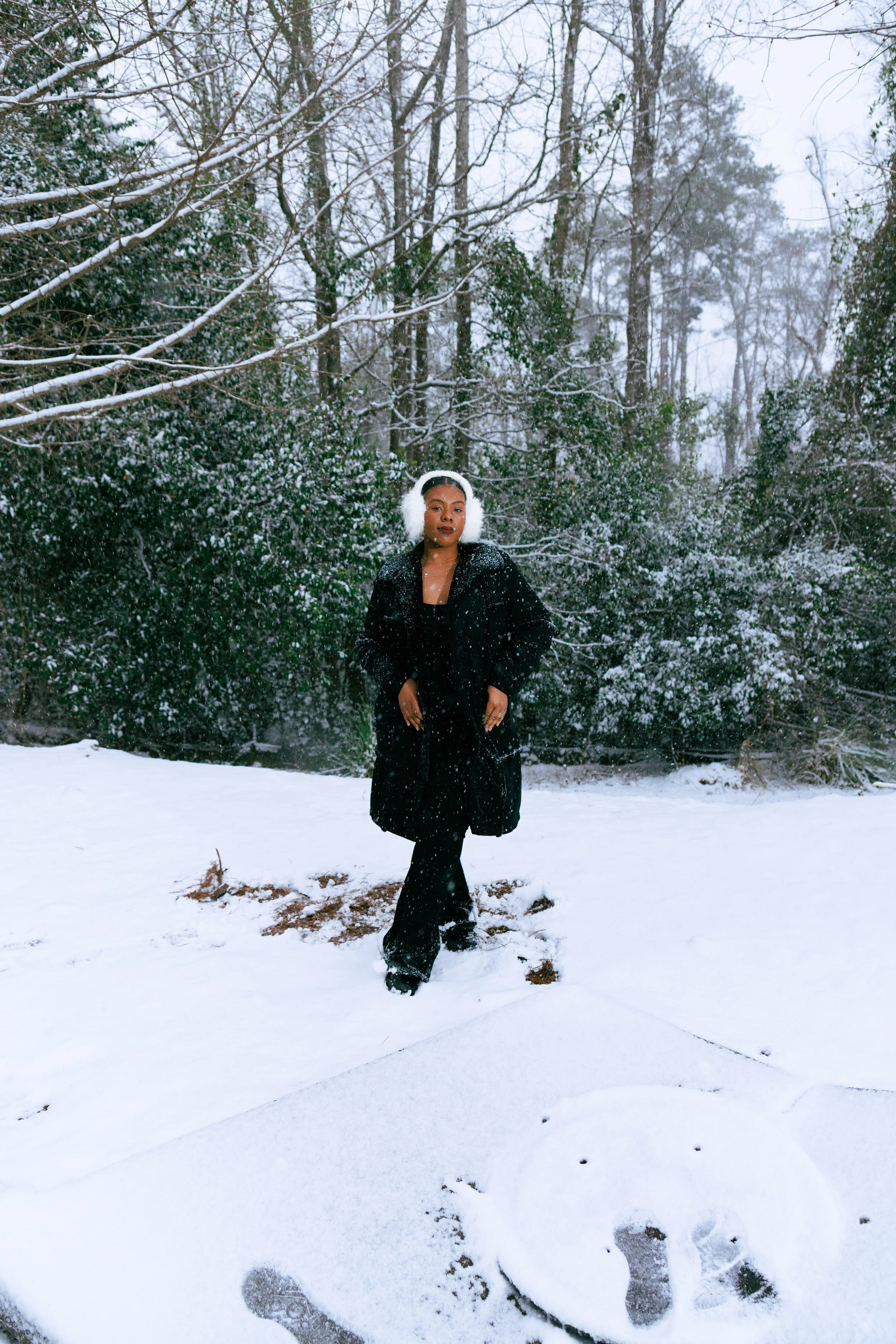 RG_CocoInTheSnow-03.jpg
