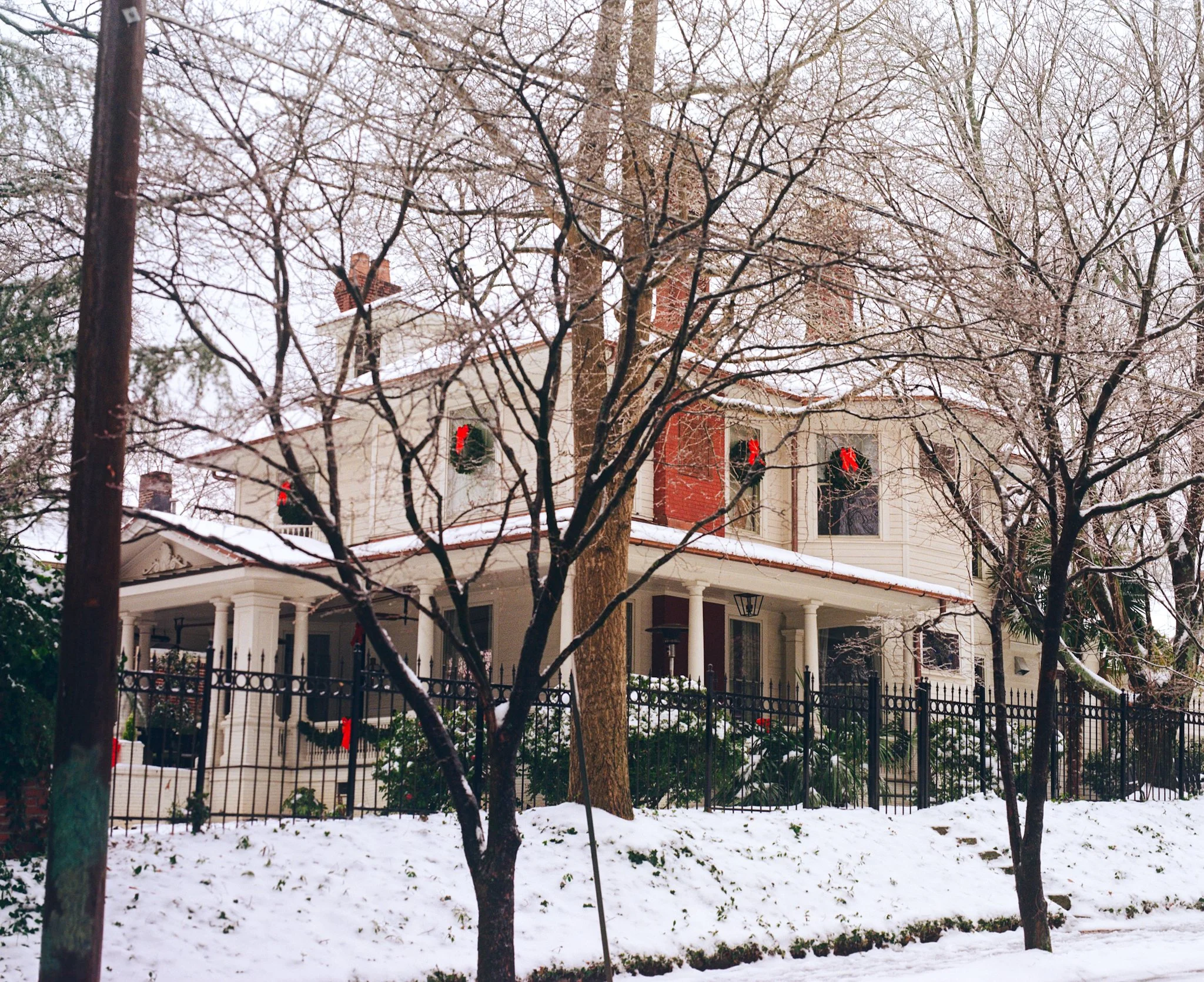 SnowInAtlanta-1.JPG