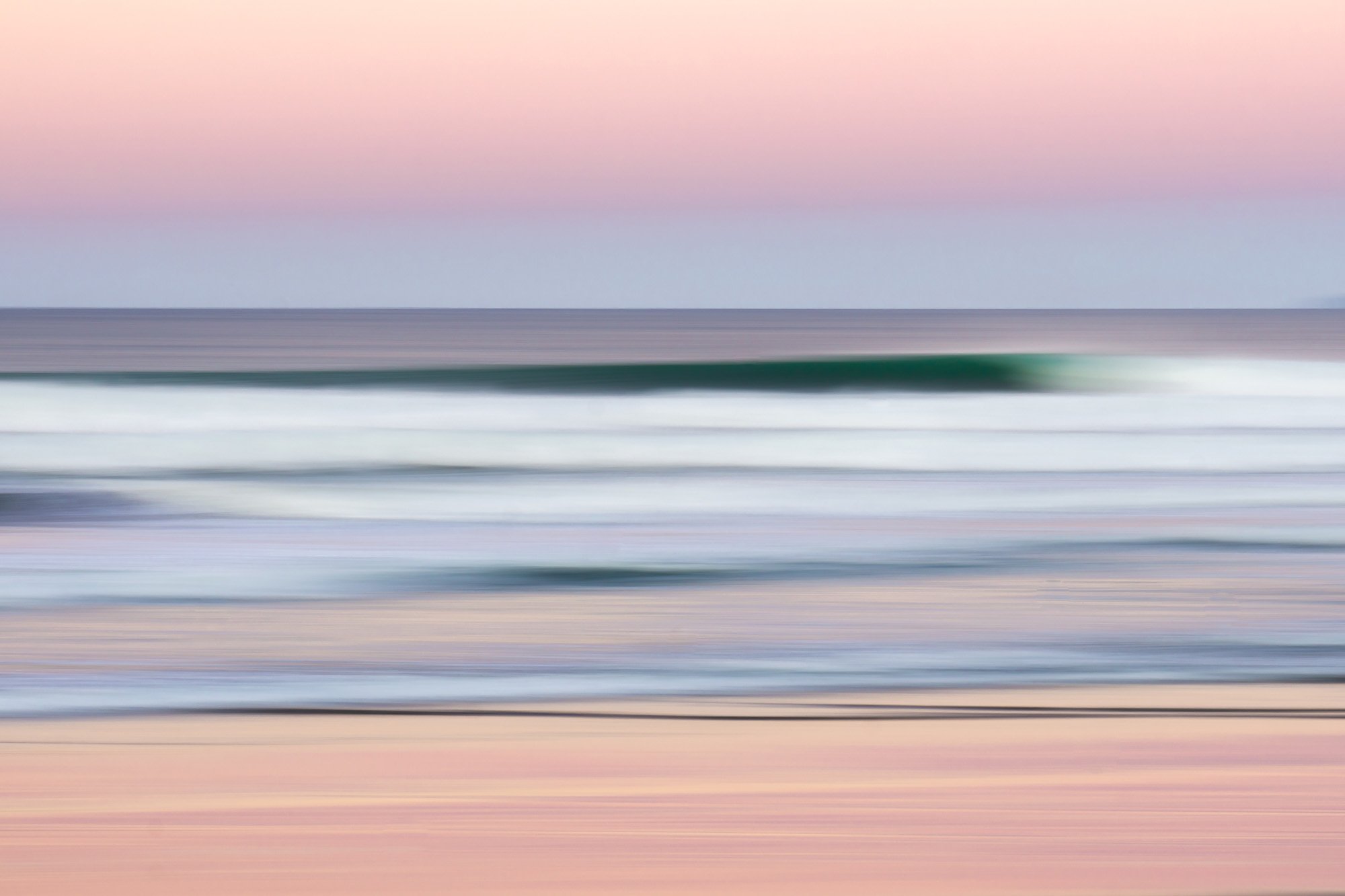 wave blur-2.jpg