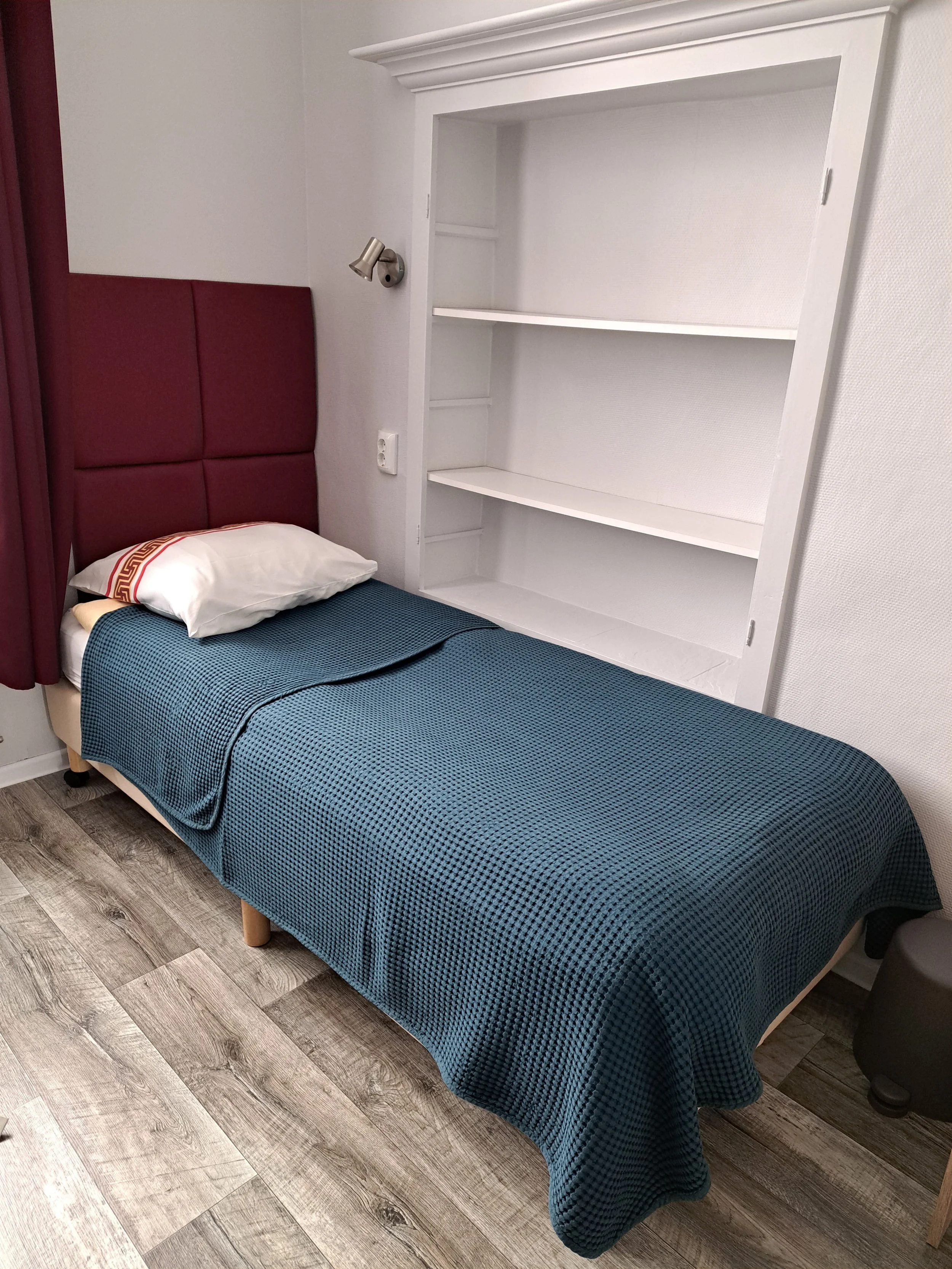 Door aandacht met de kippen op stok