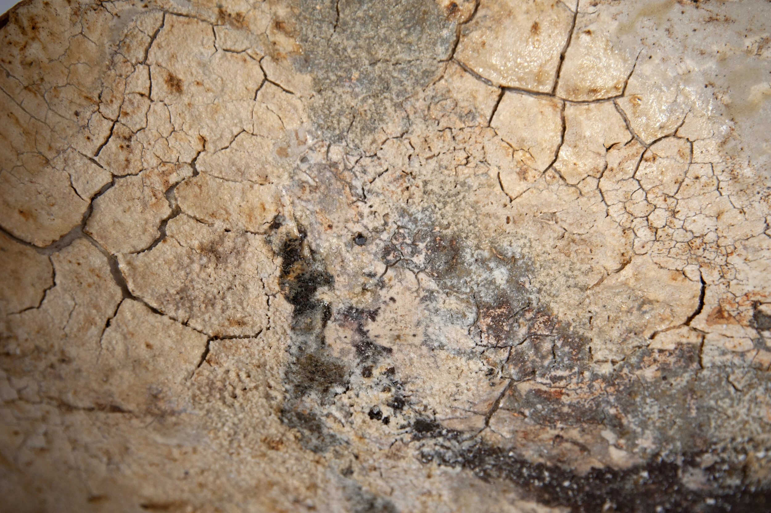 Five clays bowl, Dartmoor clay and mineral additions