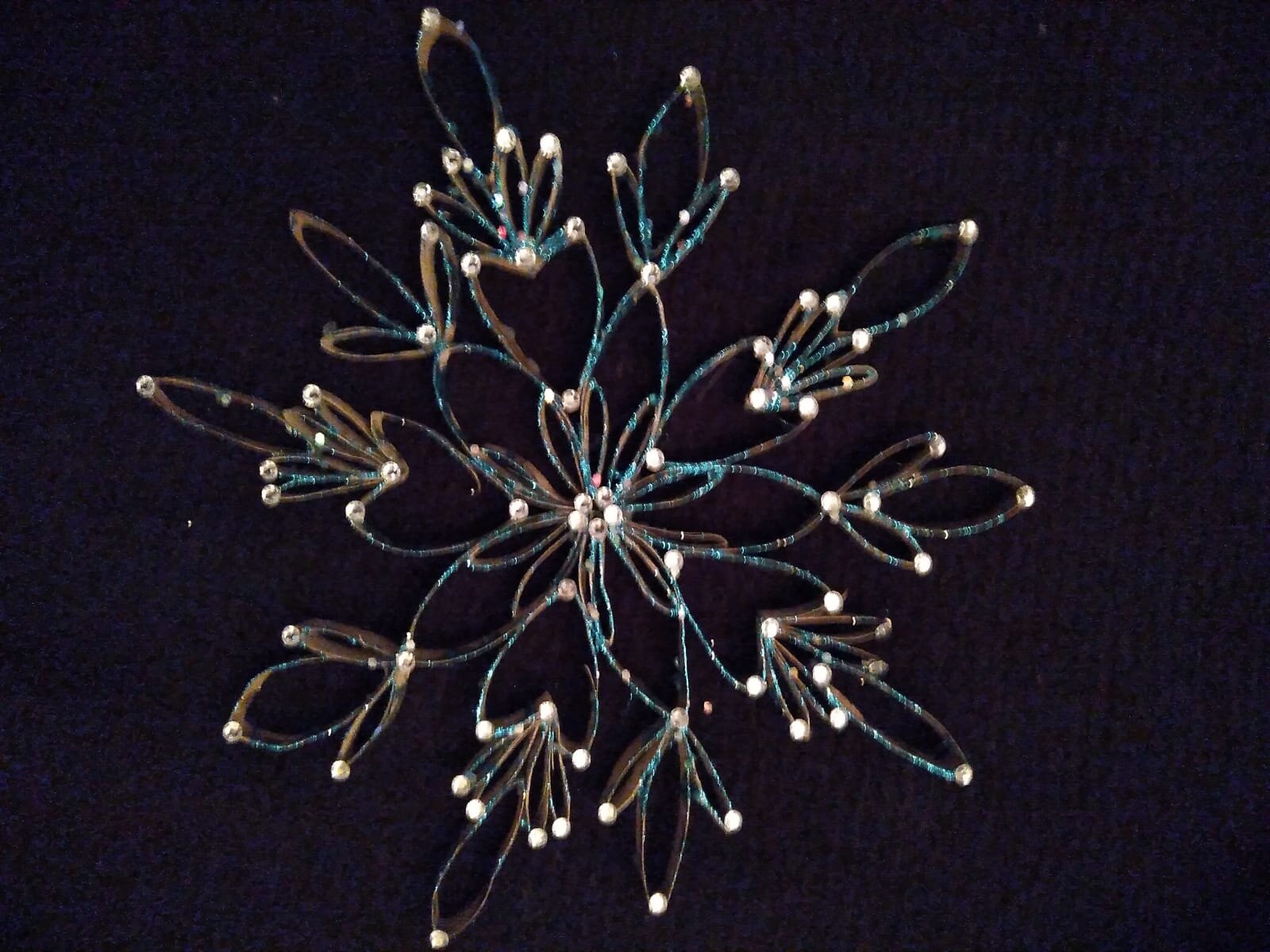 Glitter snowflake with jewels.jfif.jpg