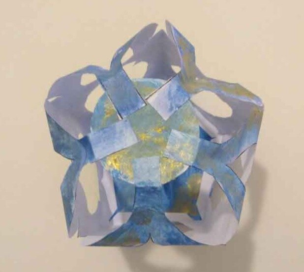 Image showing how to create a lantern structure from paper