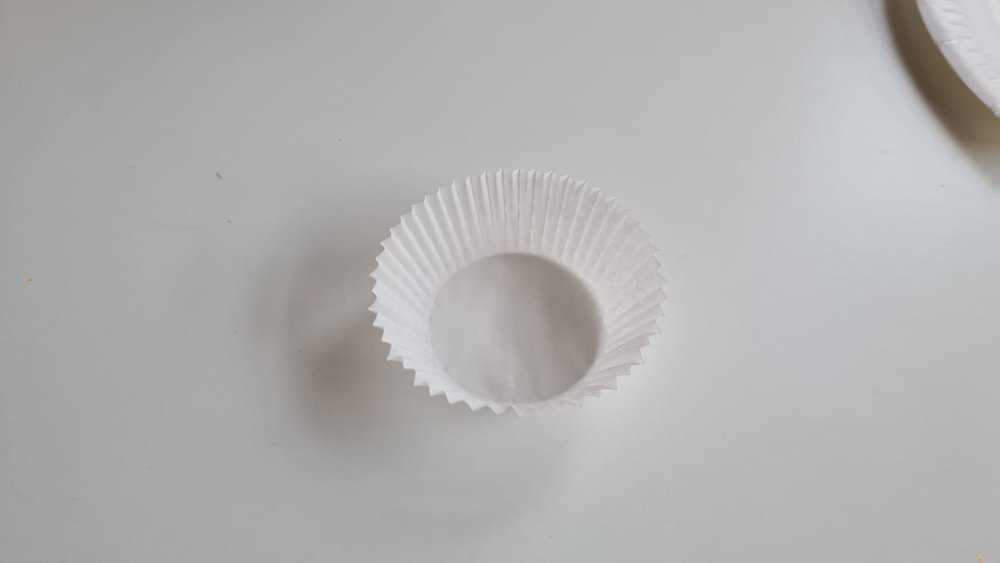 A white cupcake holder