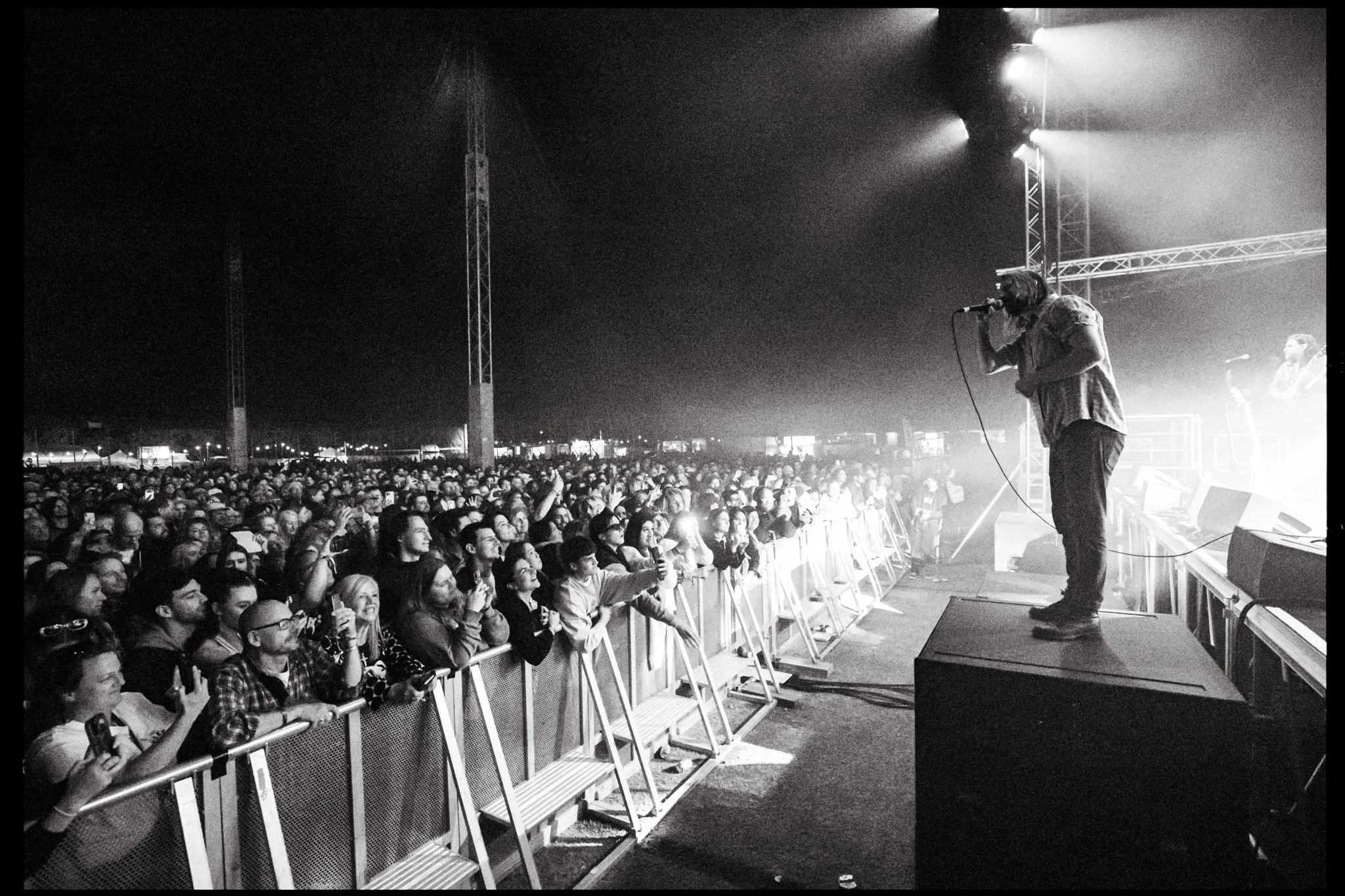 teskey brothers, 2022