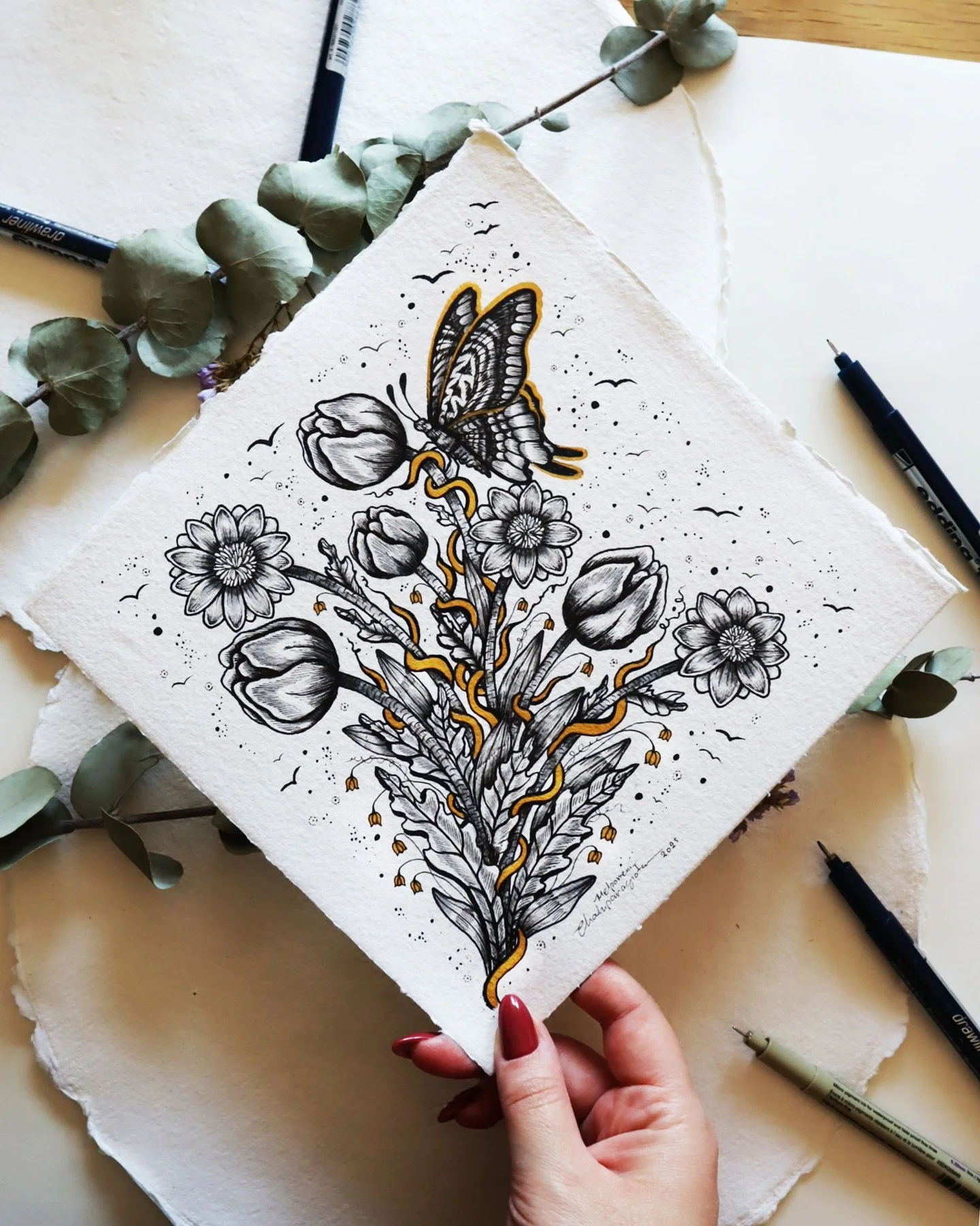Botanical Flower Butterfly &bull; one more of these.. because sometimes I like simple things as well 🌷

Hand drawn on handmade paper with pens, gold pearl paint, acrylic paint and markers. 

Available in the shop both the original and prints! 
🌸
.
