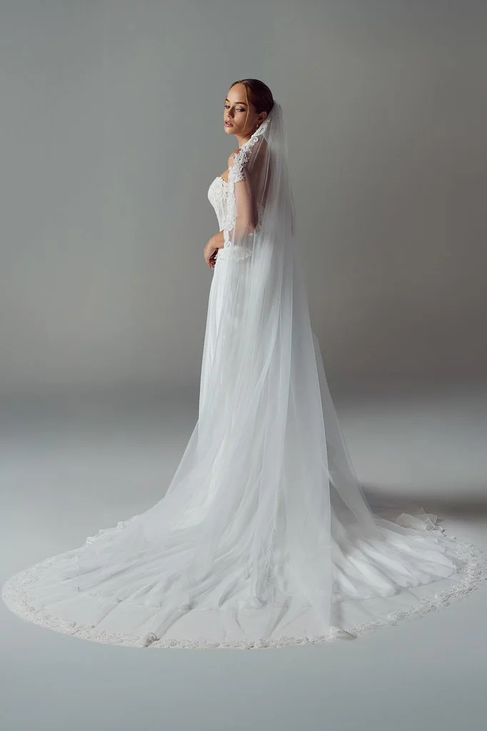 Sally Veil - V718_SALLY_VEIL_V718_1.jpg