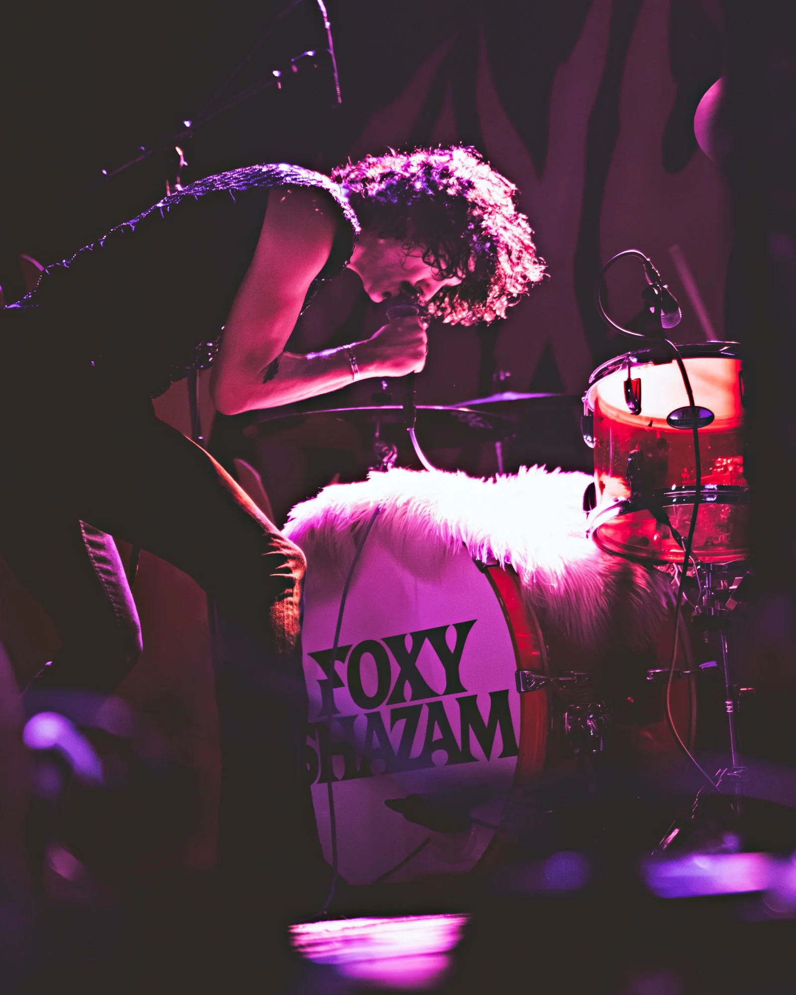 18_FoxyShazam_BOS.jpg