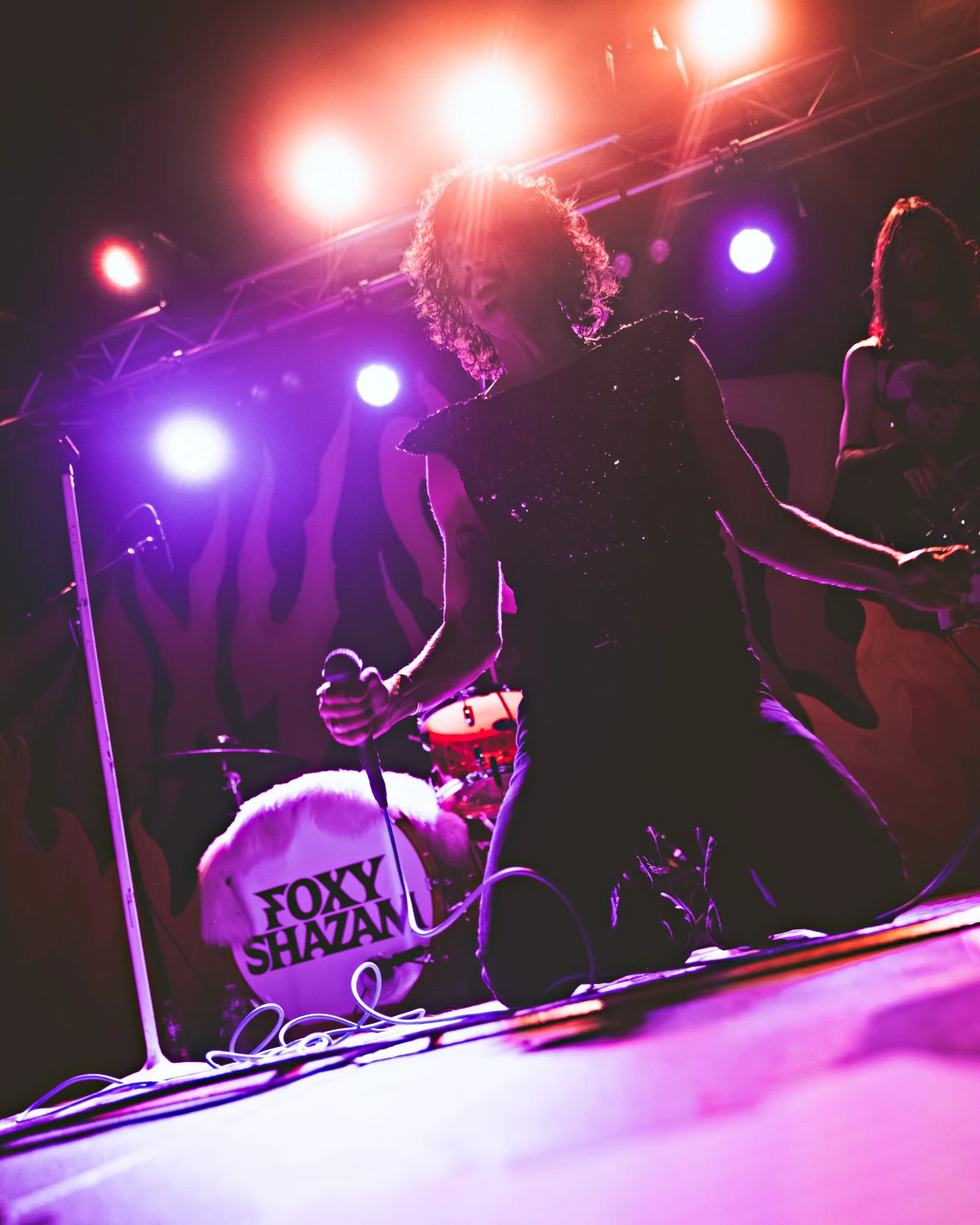 26_FoxyShazam_BOS.jpg