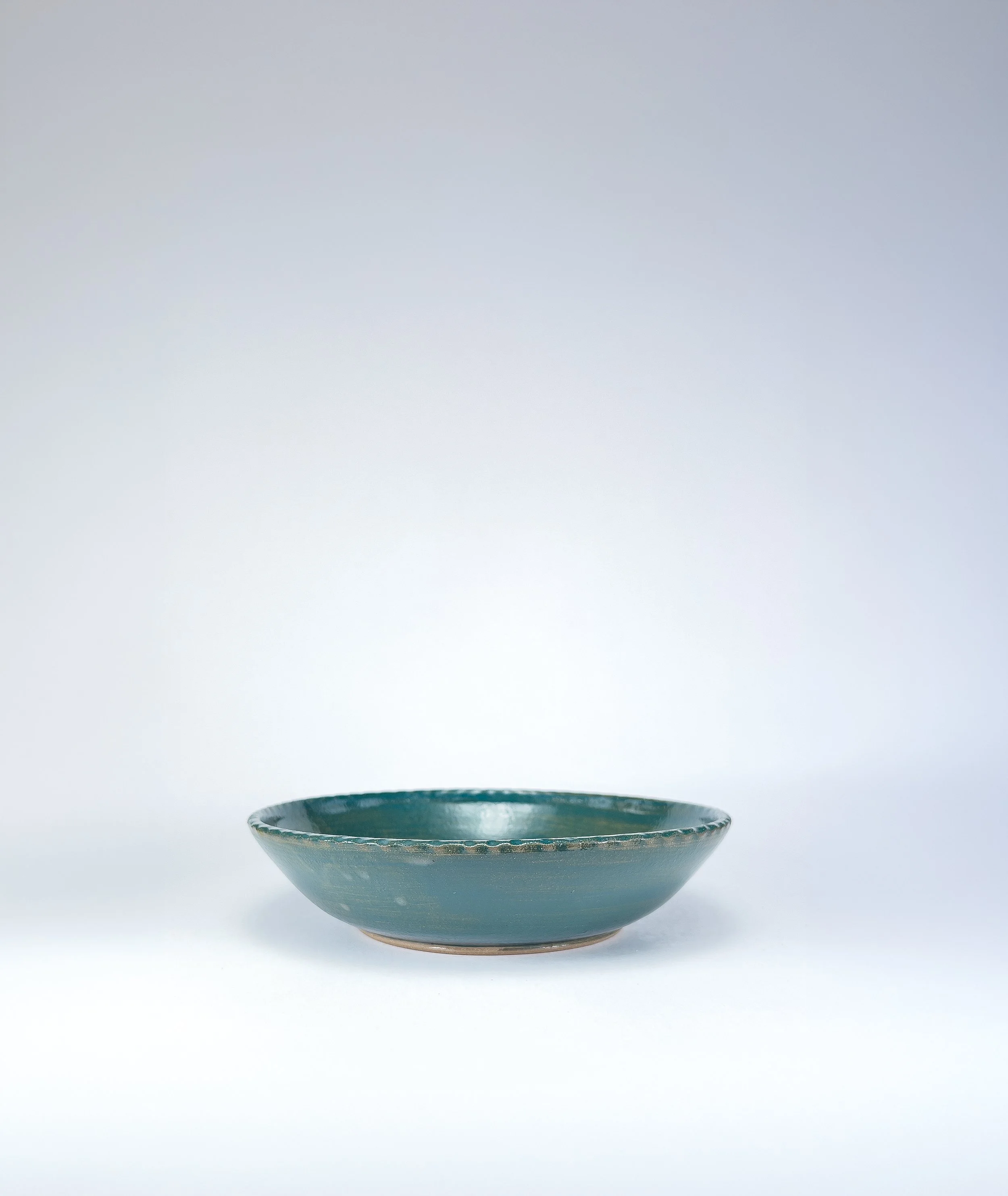 Scalloped Entree Bowl