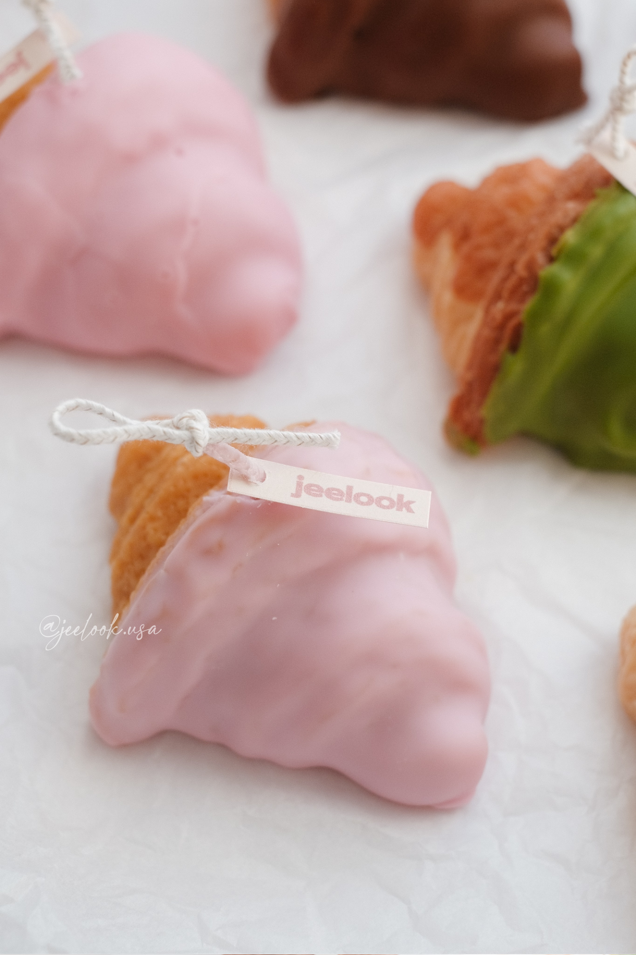 croissan candle_8.png