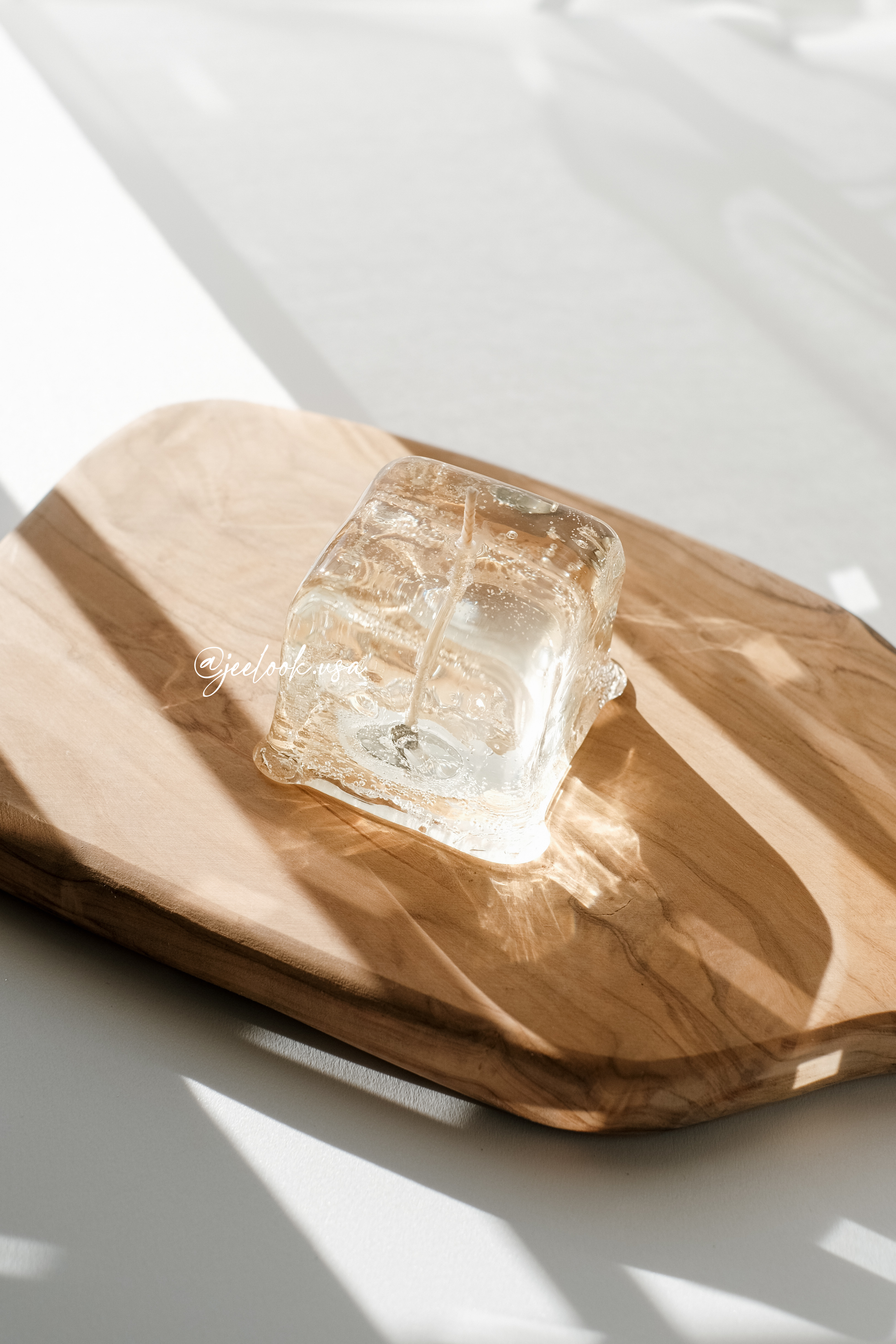 @jeelook.usa - 3.PNG