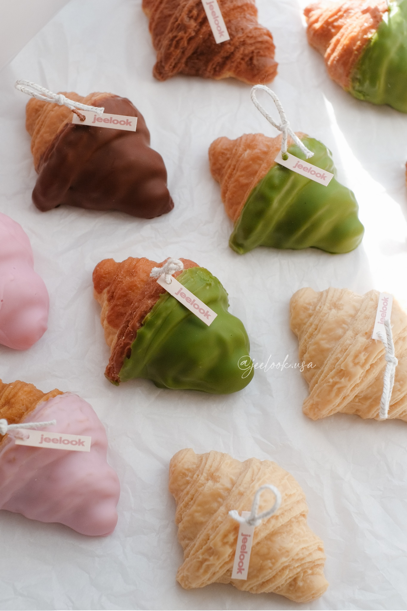 croissan candle_9.png