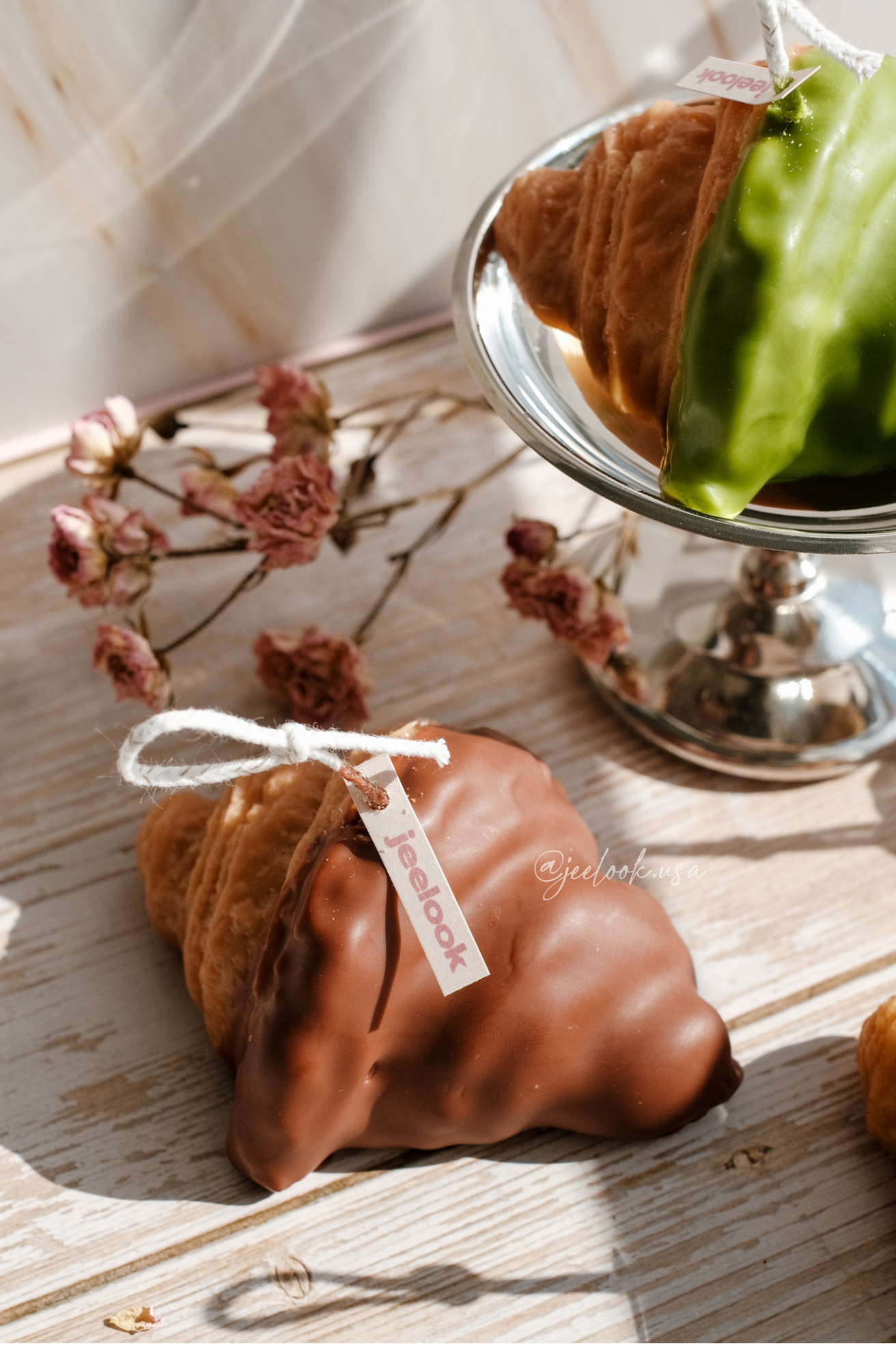 croissan candle_5.png