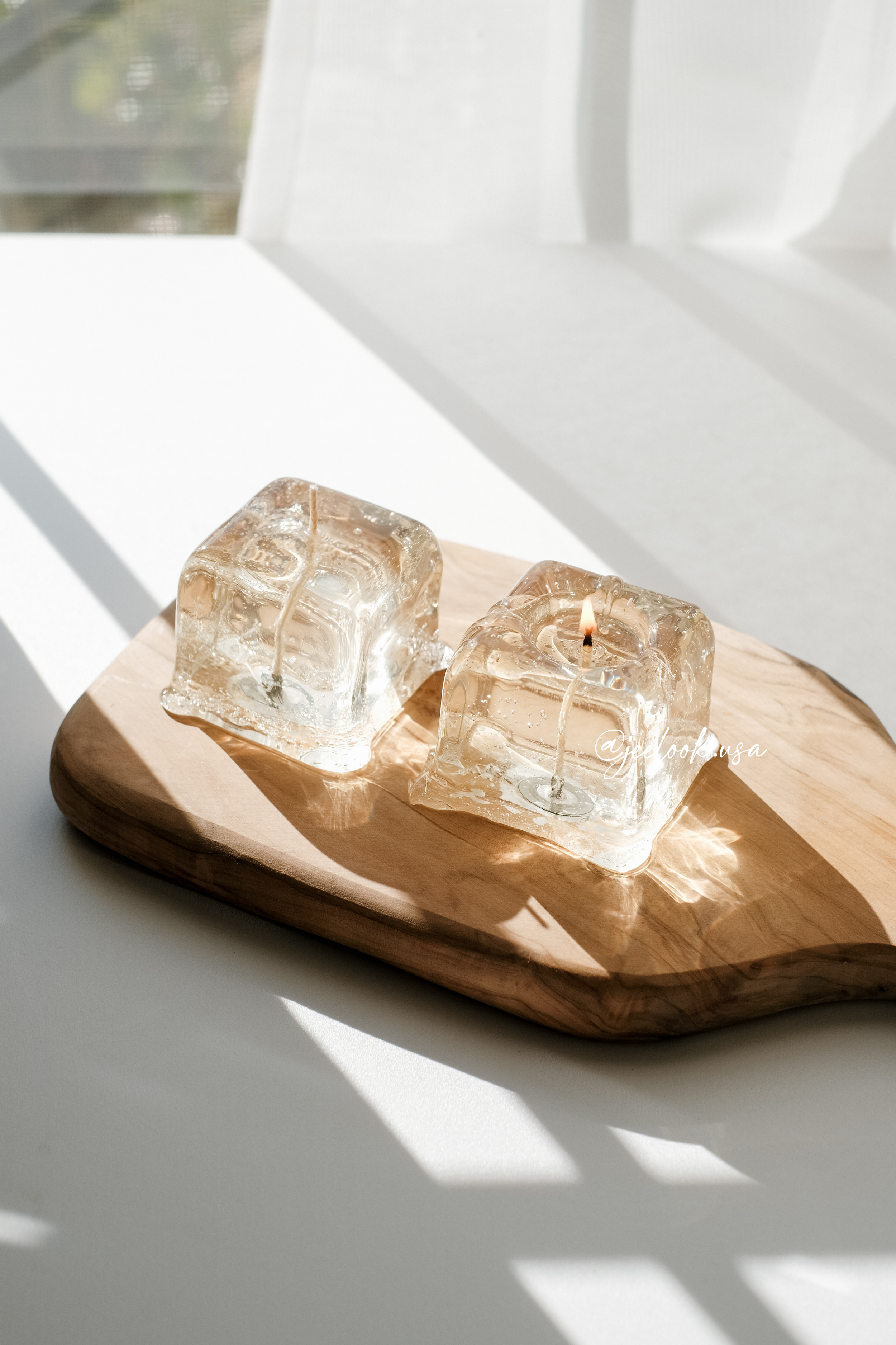 @jeelook.usa - 2.PNG