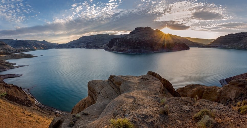 Lake Owyhee State Park