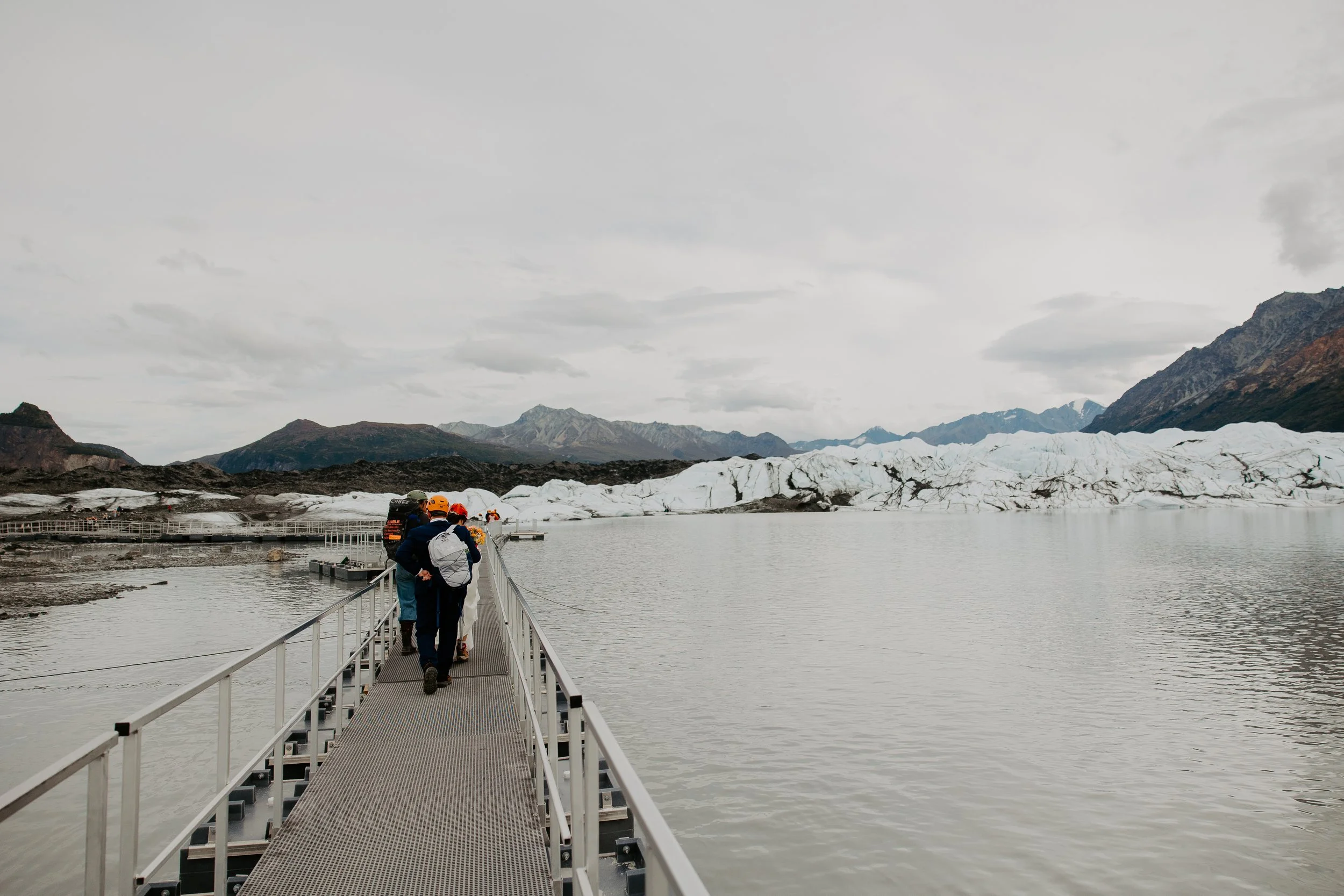 caroline+jacob_matanuska-glacier_elopement-244.jpg