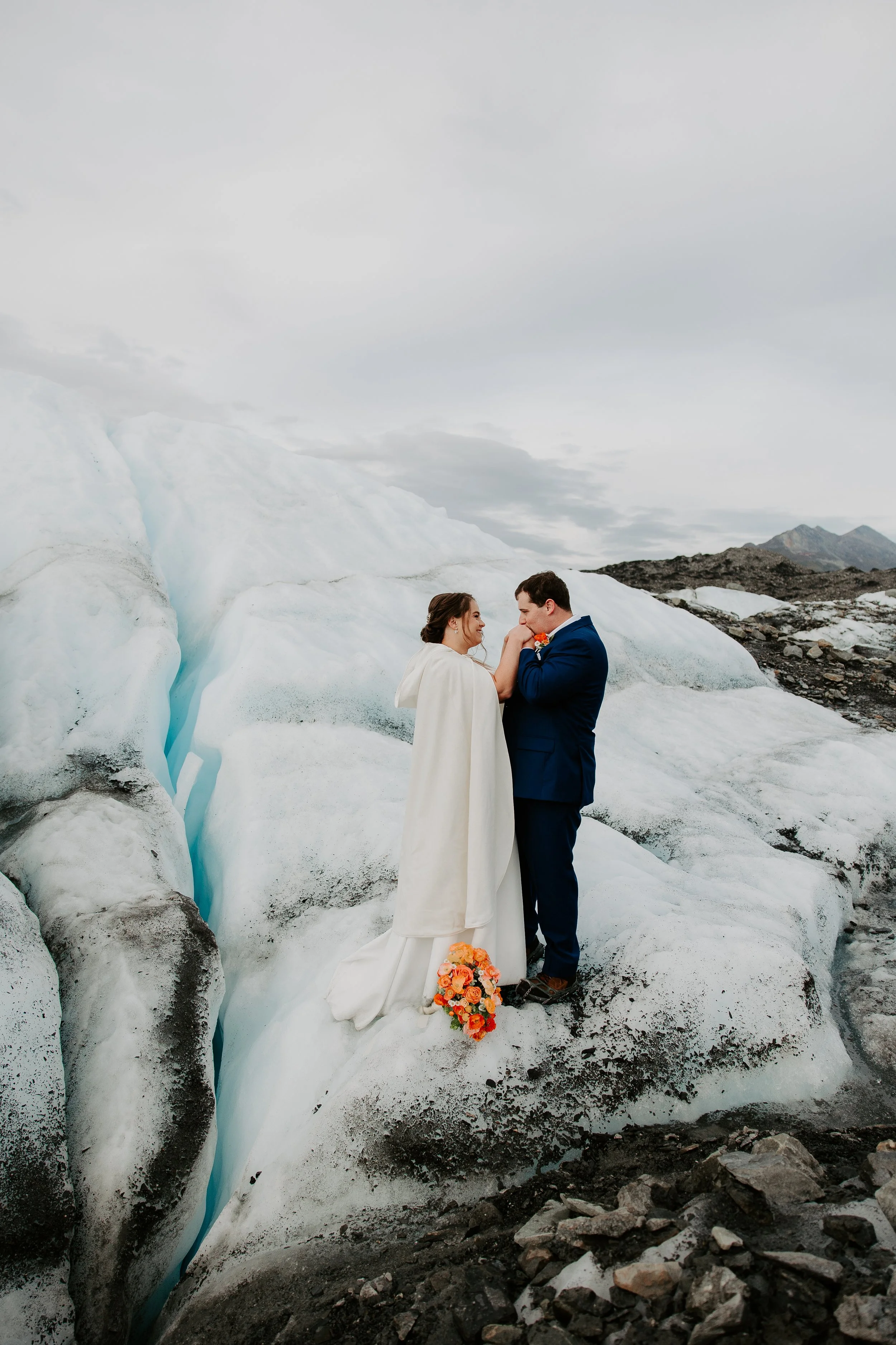 caroline+jacob_matanuska-glacier_elopement-544.jpg