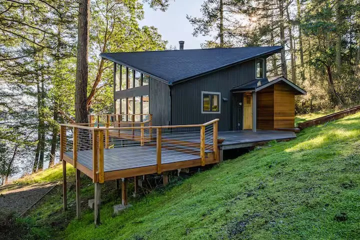 Lopez Sunrise Retreat