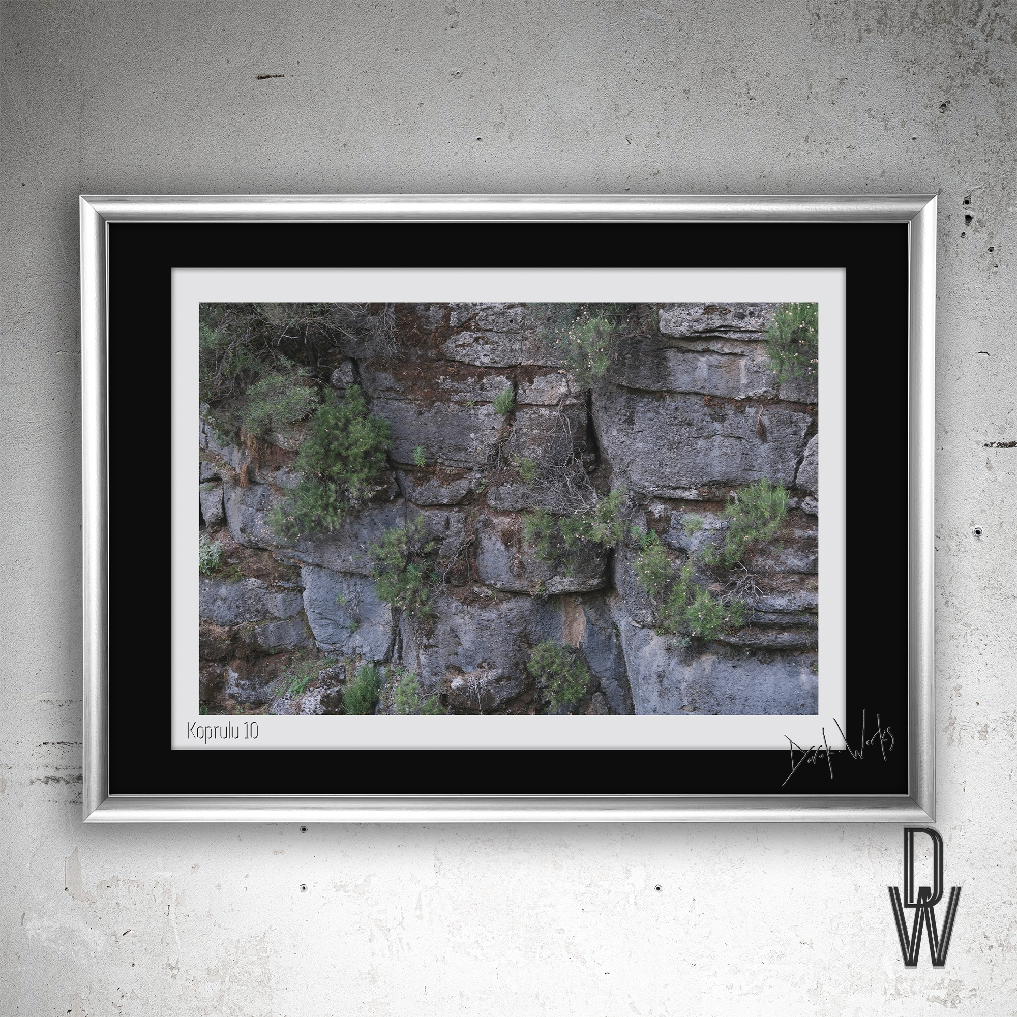 Koprulu 10 frame wall.png