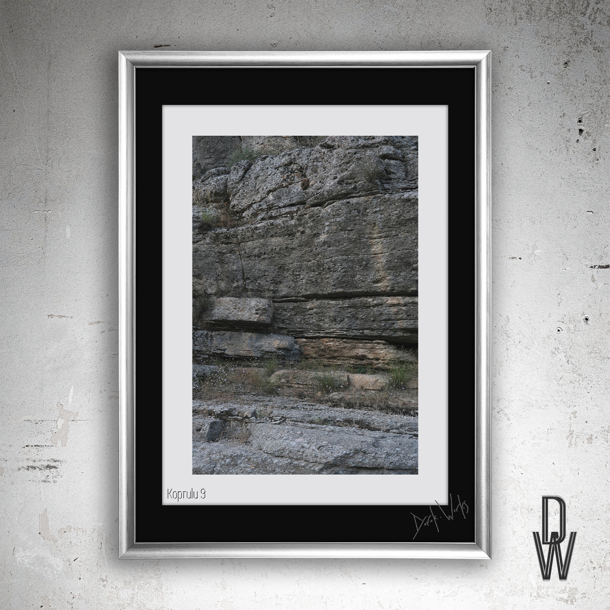 Koprulu 9 frame wall.png