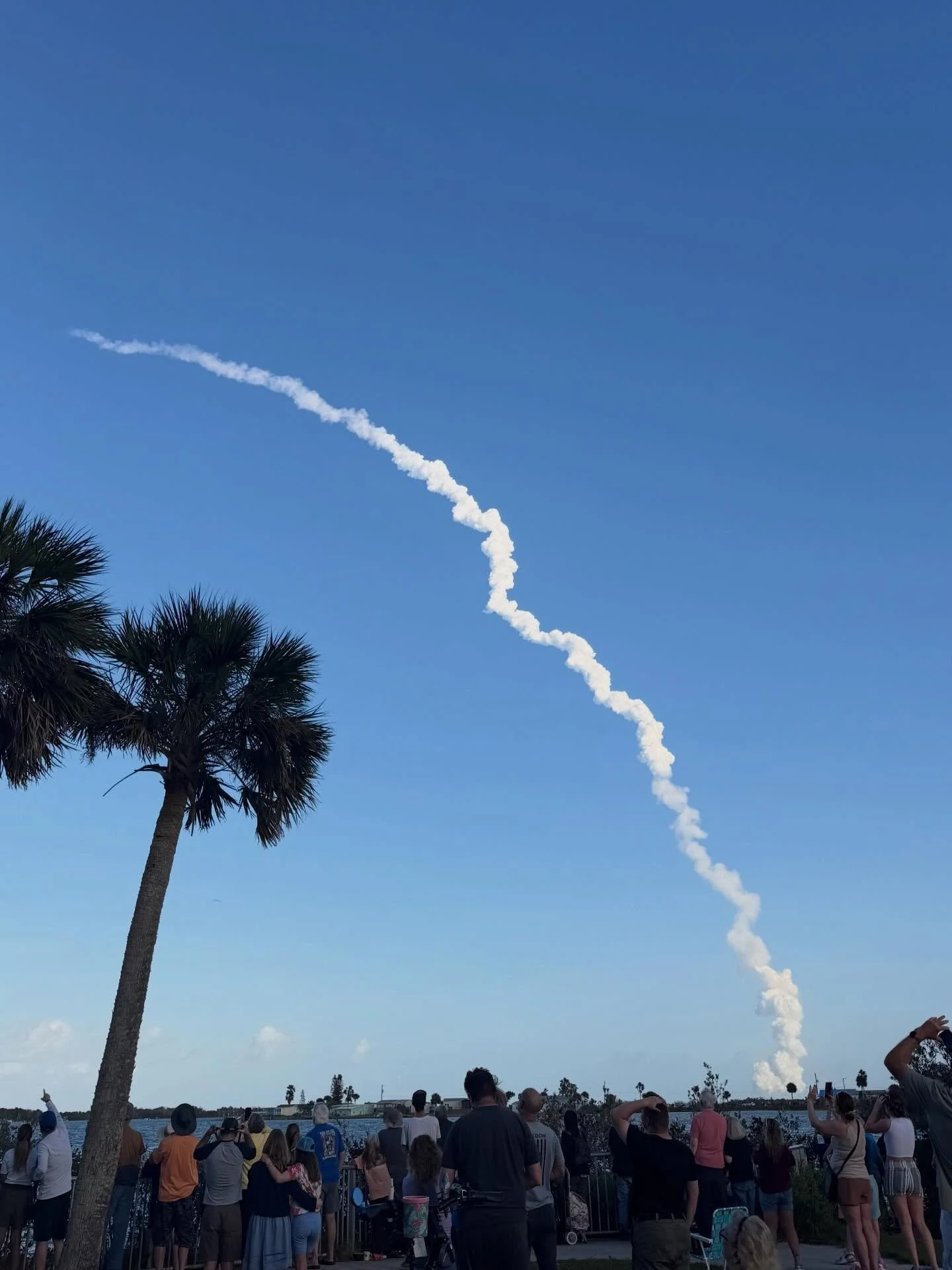 The perfect view for a launch! #artemisii