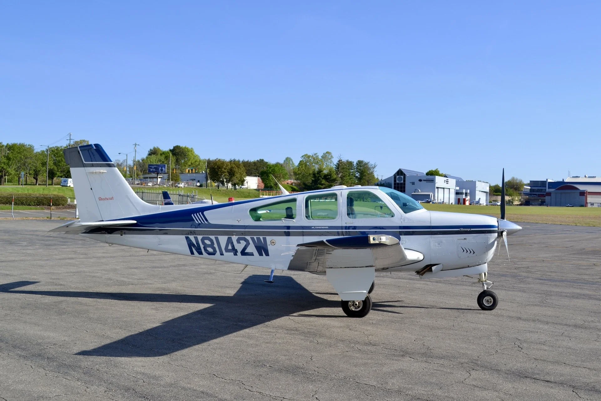 1993 BEECHCRAFT F33A Bonanza