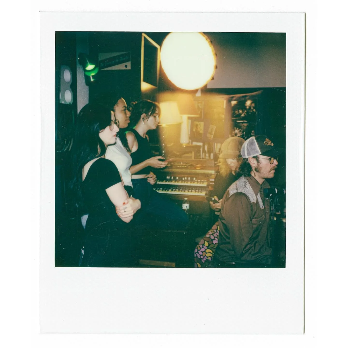 American Polaroids Series #4. Wonderful singers.
.
.
.
.
.
.
#polaroid #sx70